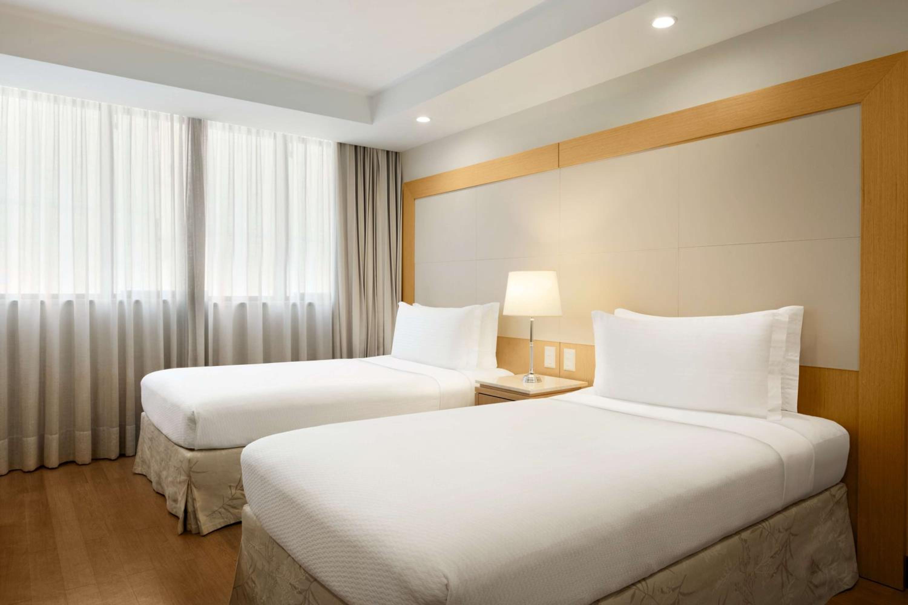 Twin Room with Two Twin Beds - City View