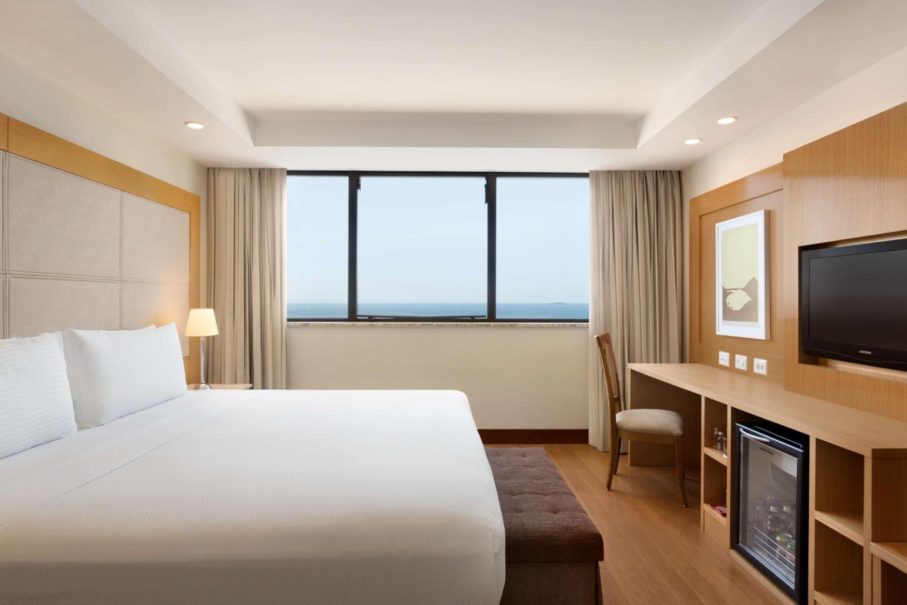 King Room with Sea View - Ocean Front