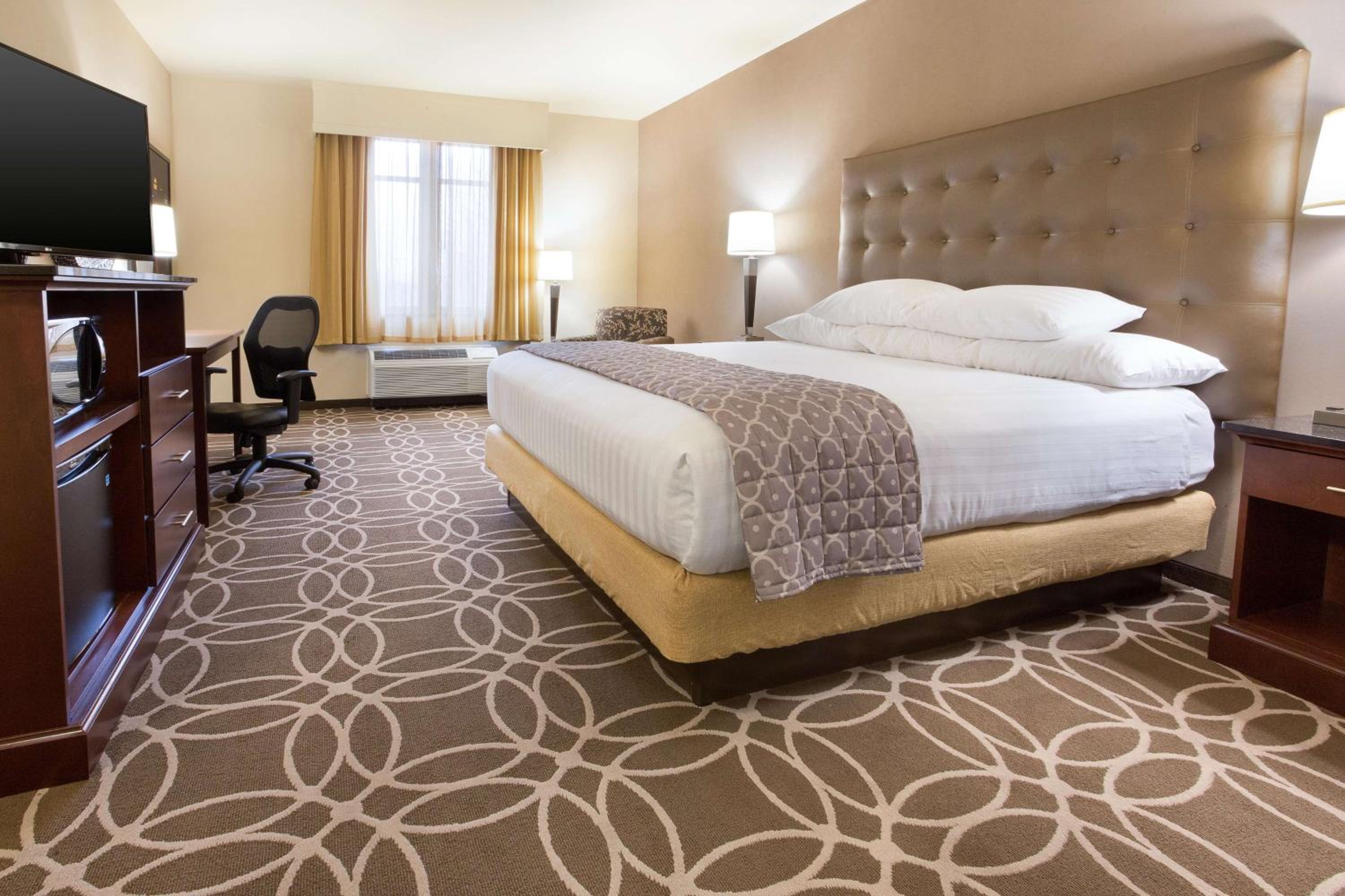Superior King Room photo 1