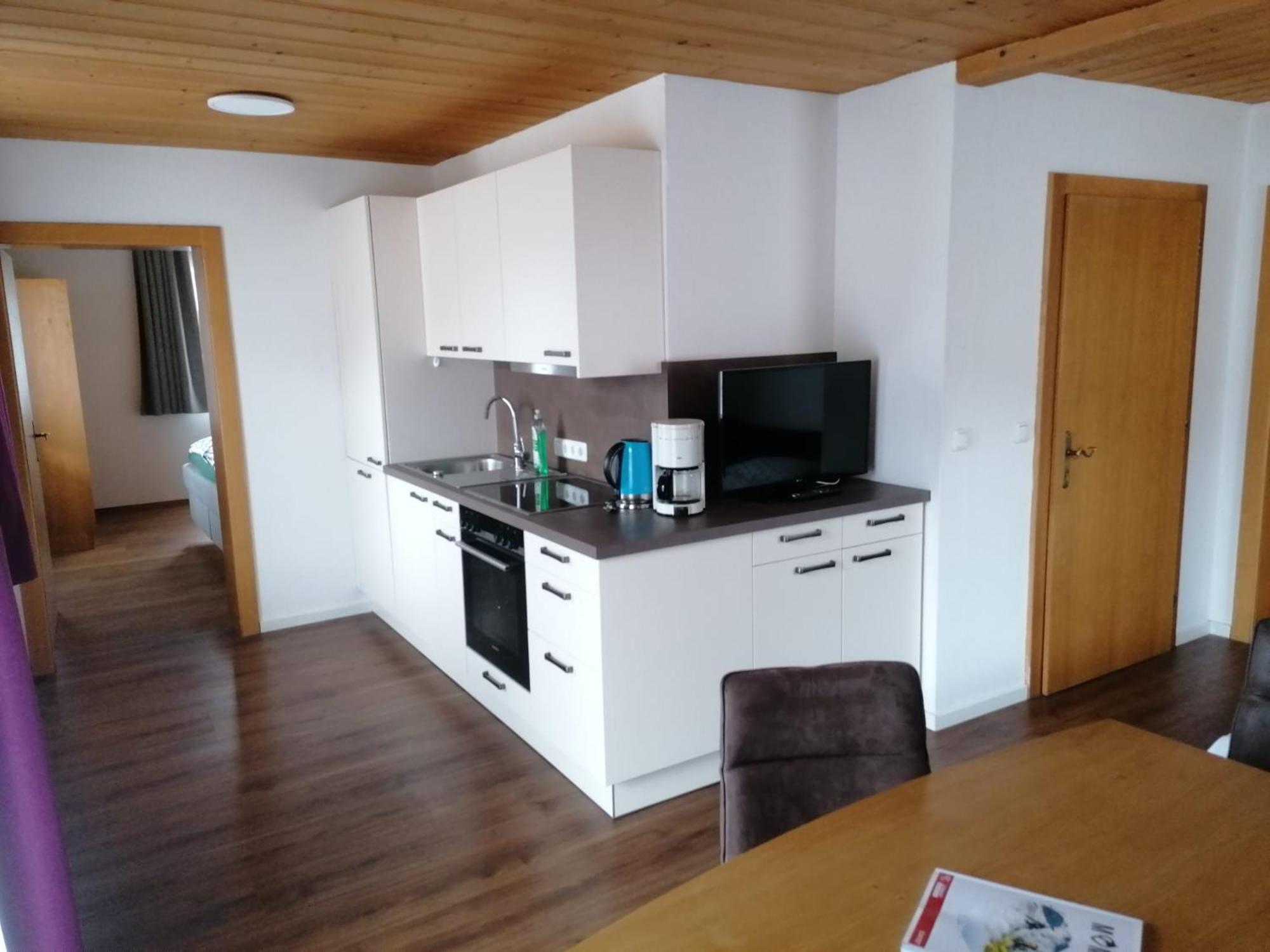 Apartment with Mountain View photo 2