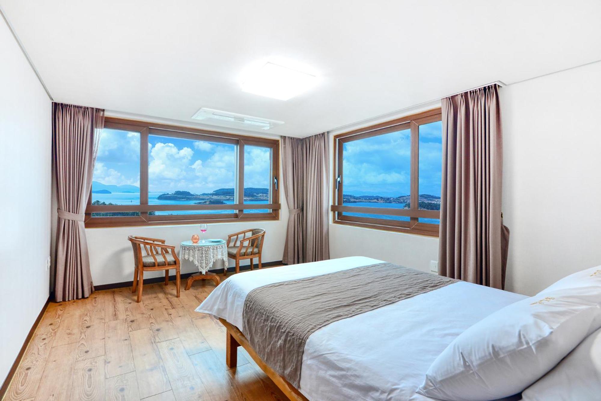 Two-Bedroom Suite - Photo 1