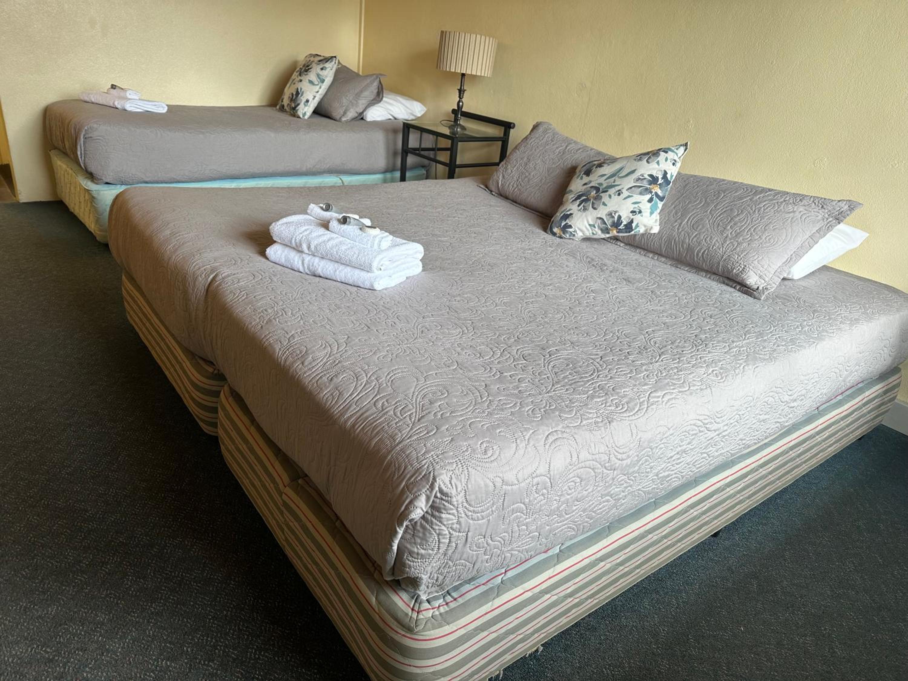 Superior King Room - Photo 1
