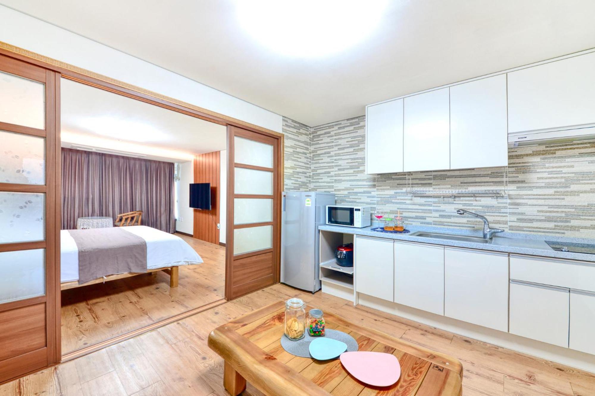 Double Room with Sea View - Photo 5