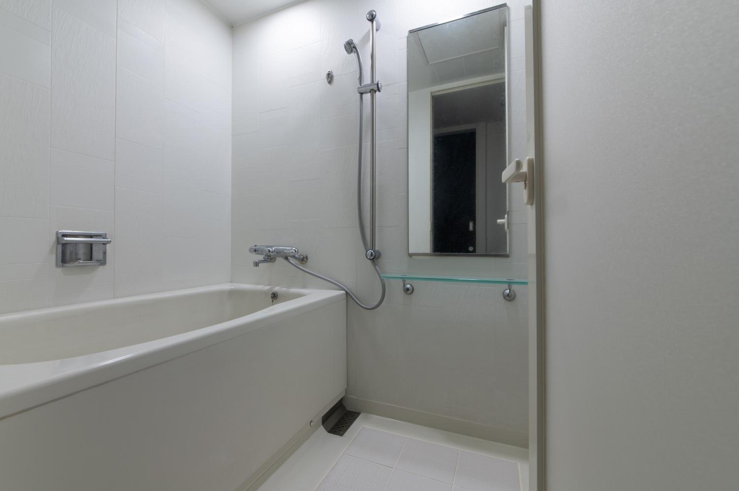 Double Room (1 Adult) - Smoking photo 2