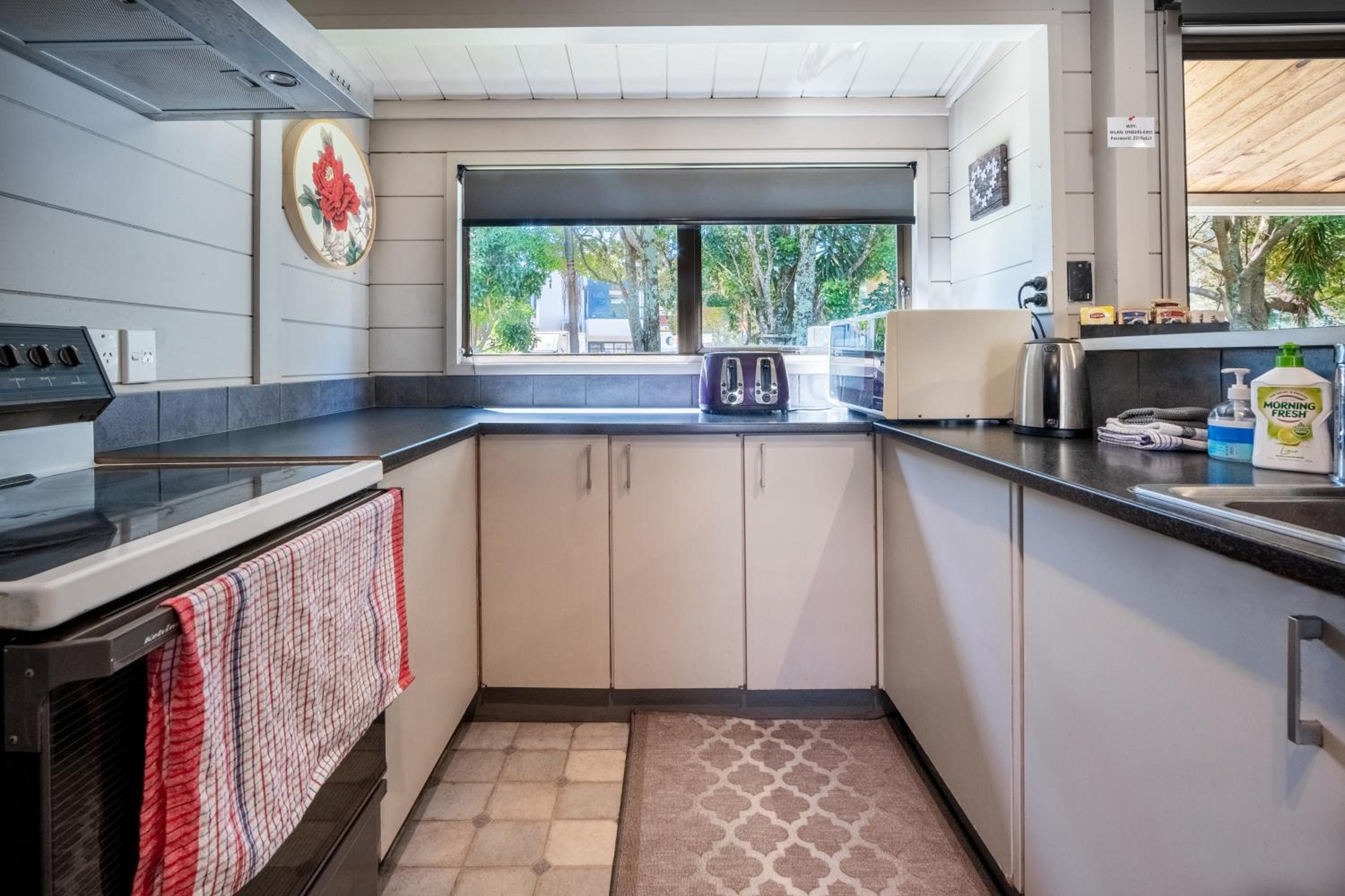 Three-Bedroom Bungalow photo 2