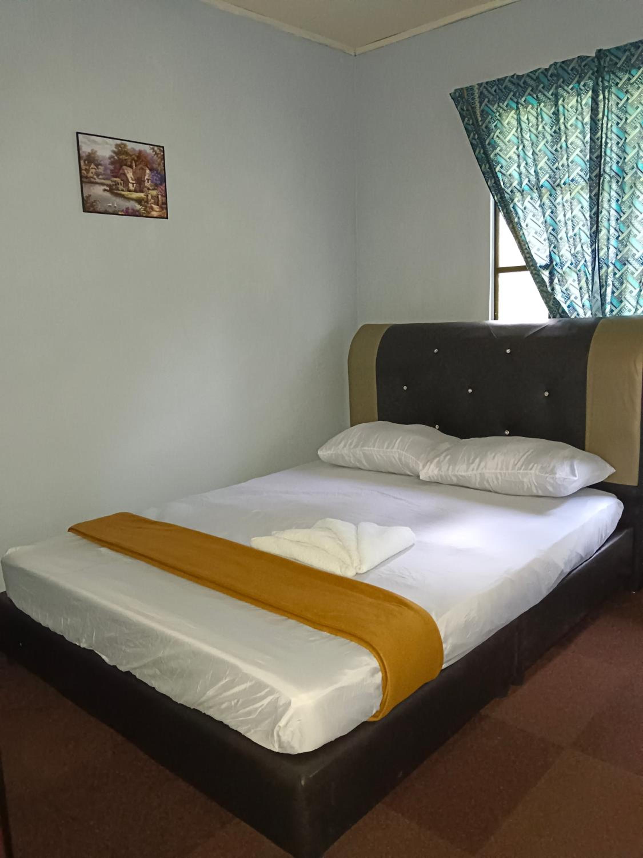 Two-Bedroom House photo 3