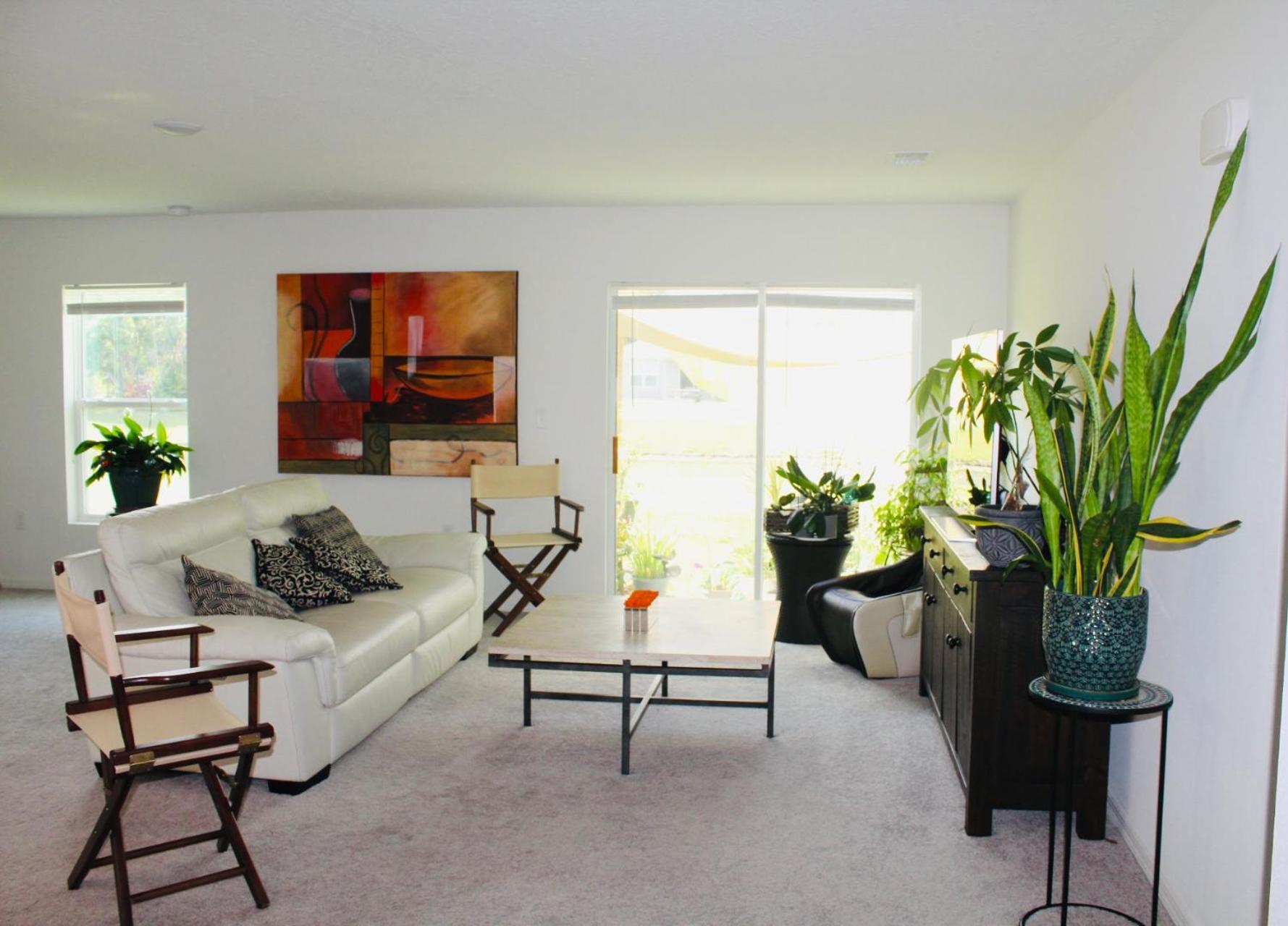 Four-Bedroom House photo 2