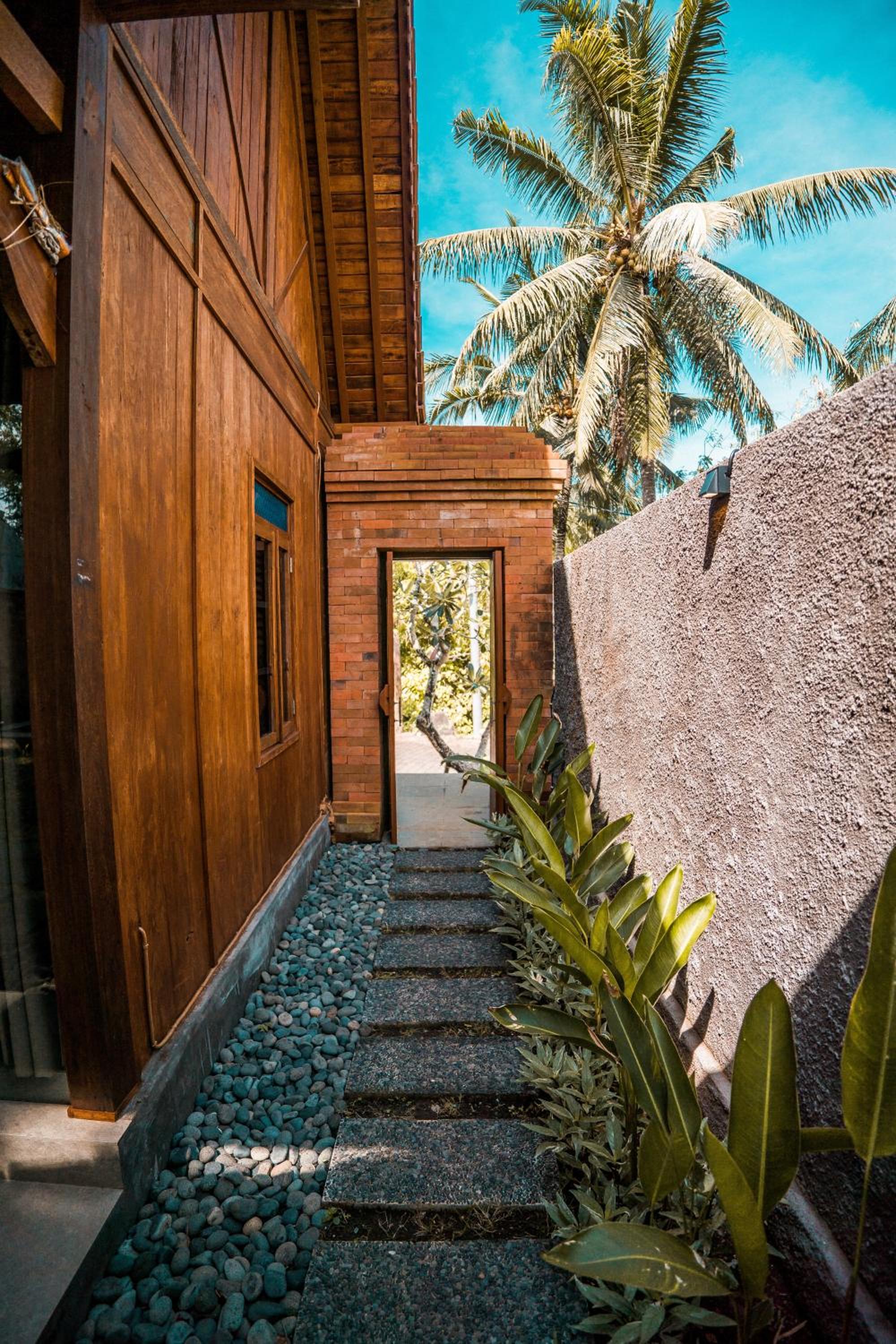 Wooden One Bedroom Private Pool - Photo 13