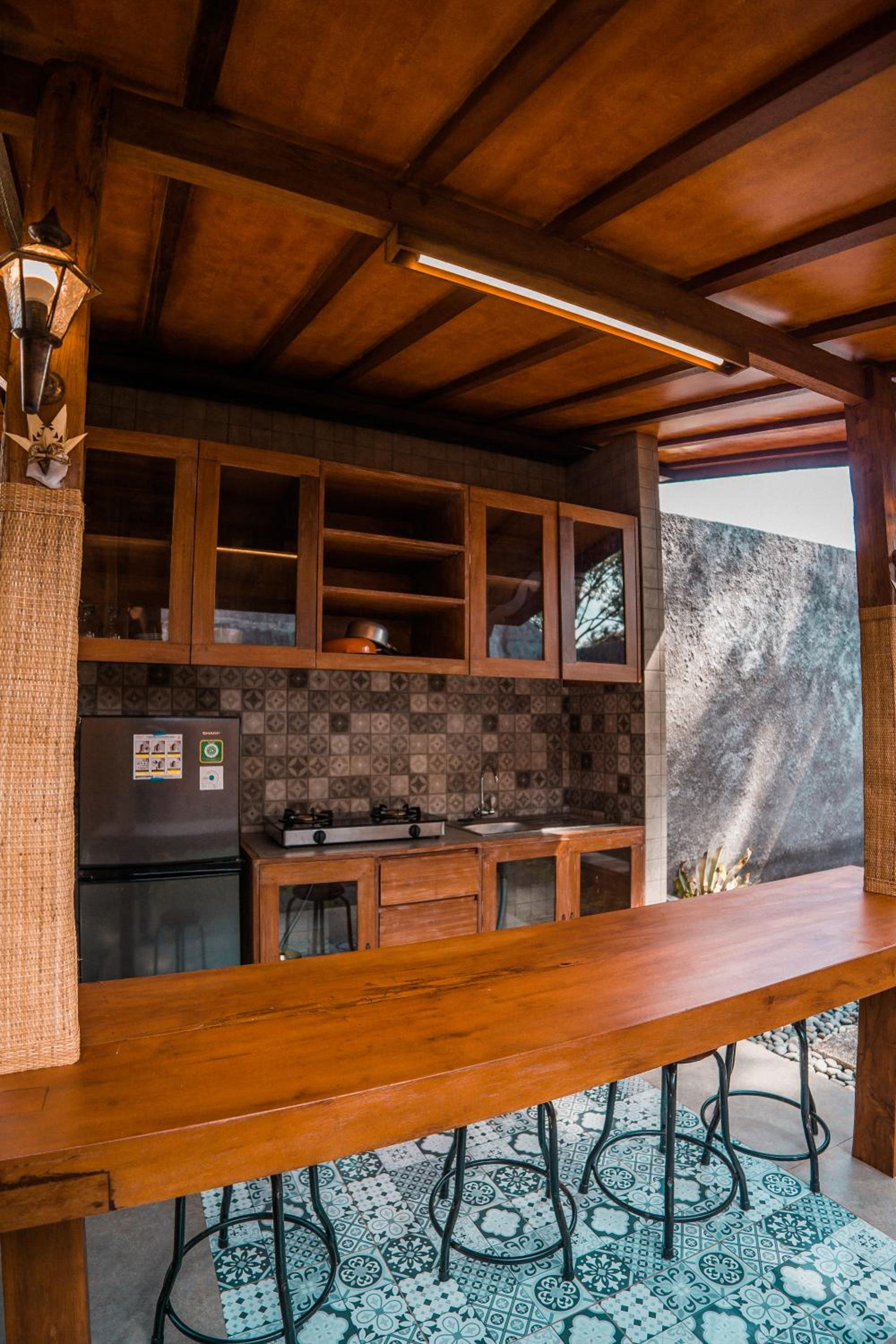 Wooden One Bedroom Private Pool - Photo 12