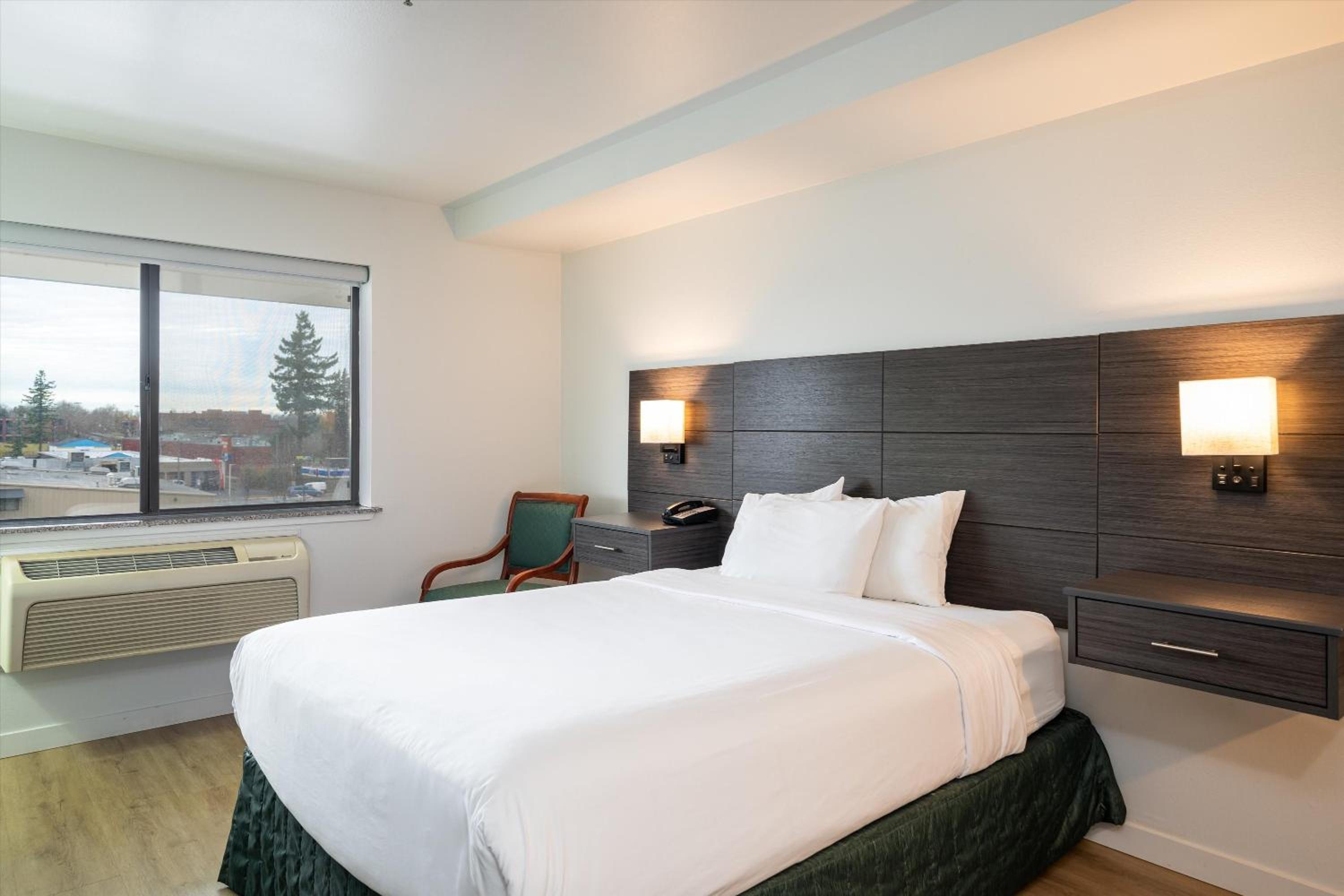 Queen Room - Disability Access/Non-Smoking - Photo 2