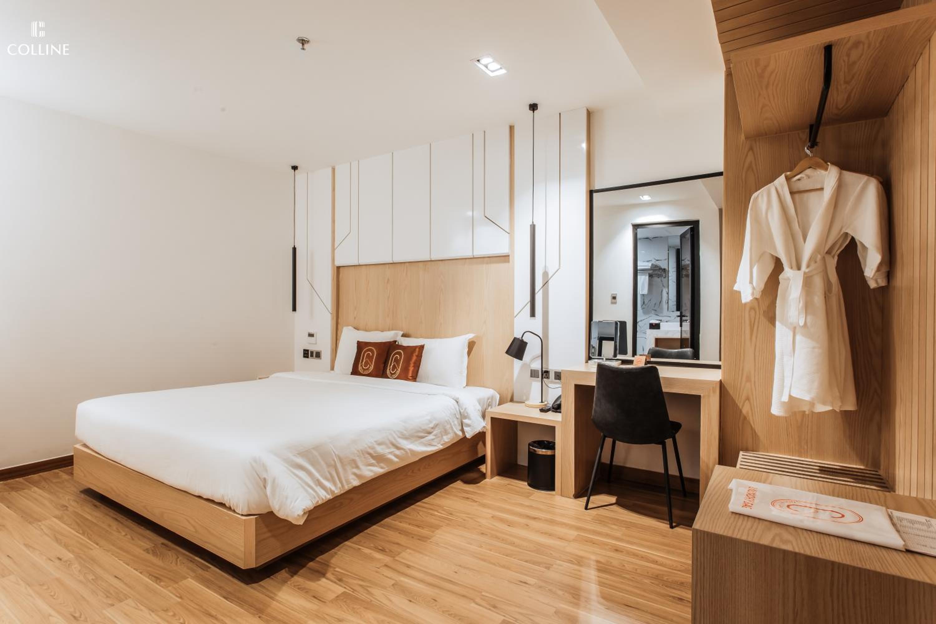 Superior Double Room - No Window photo 3