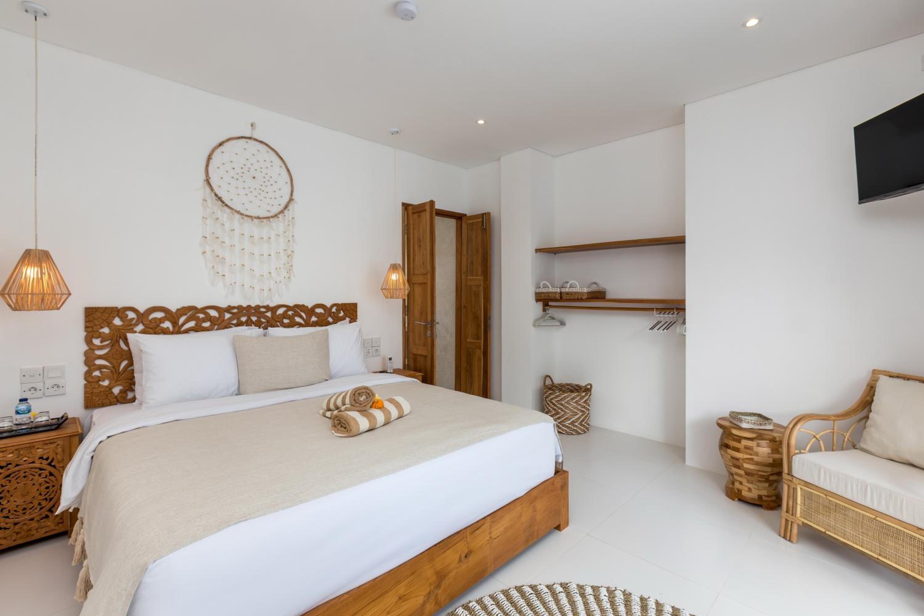 Deluxe King Room