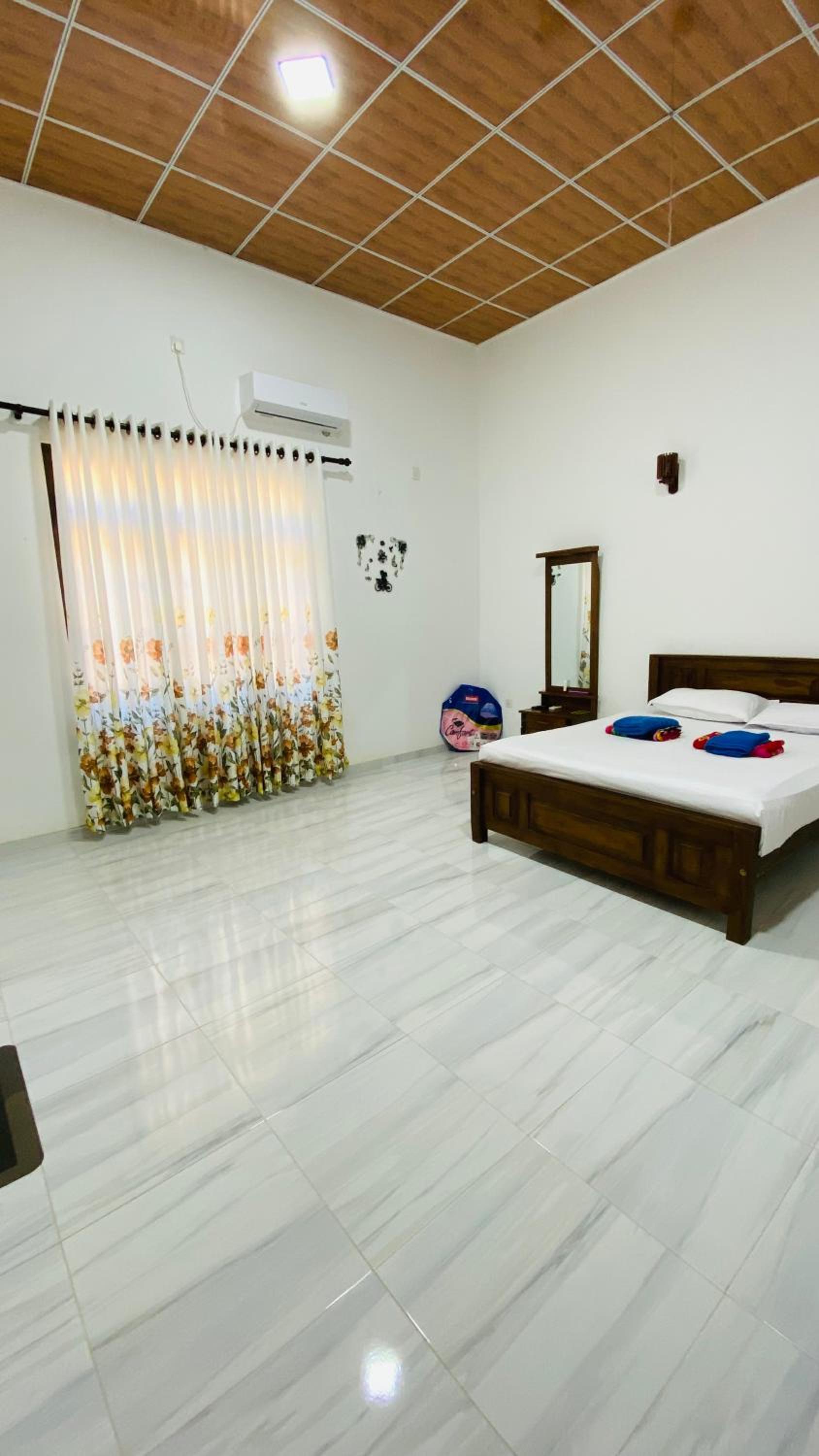 Quadruple Room with Private Bathroom photo 1