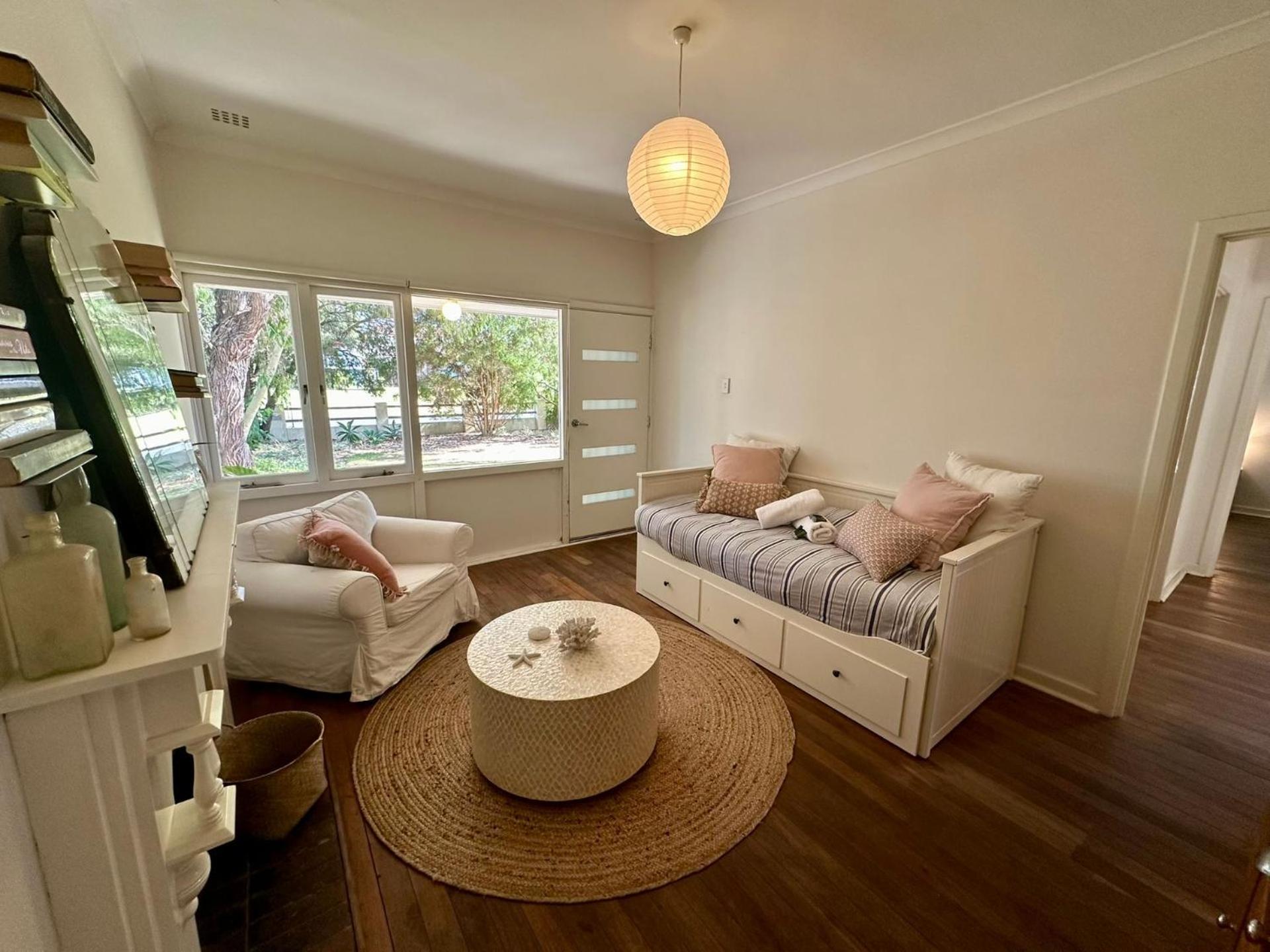 Two-Bedroom House photo 2