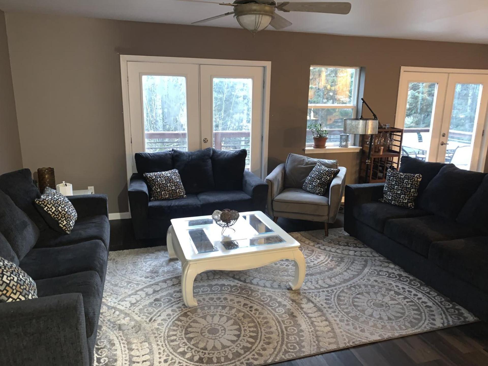 Four-Bedroom House photo 1