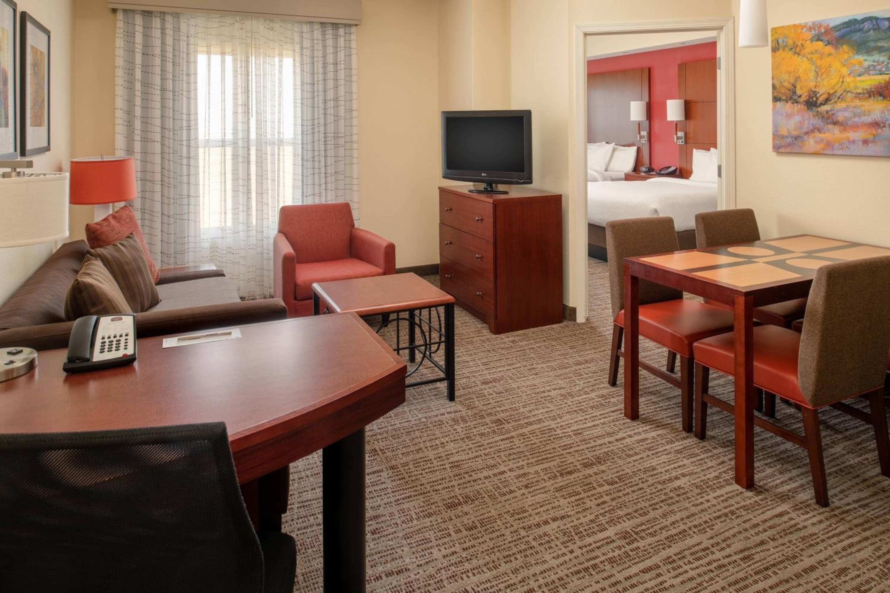 One-Bedroom Suite with Two Queen Beds - Photo 1