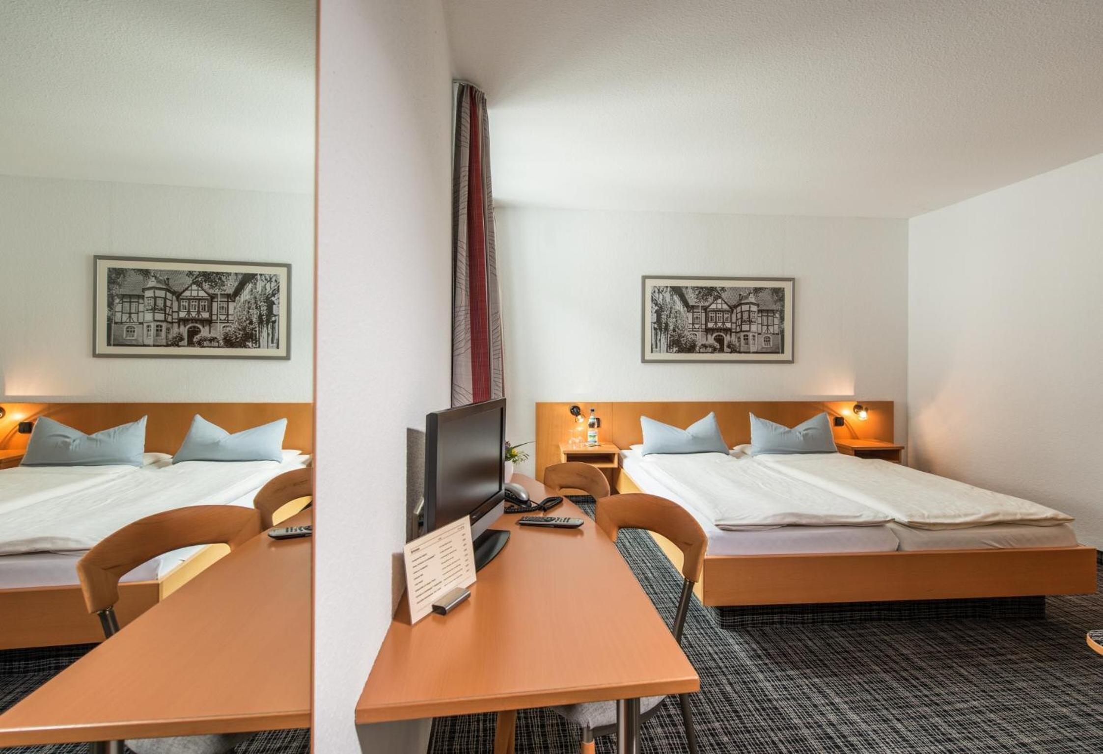 Double Room - Photo 7