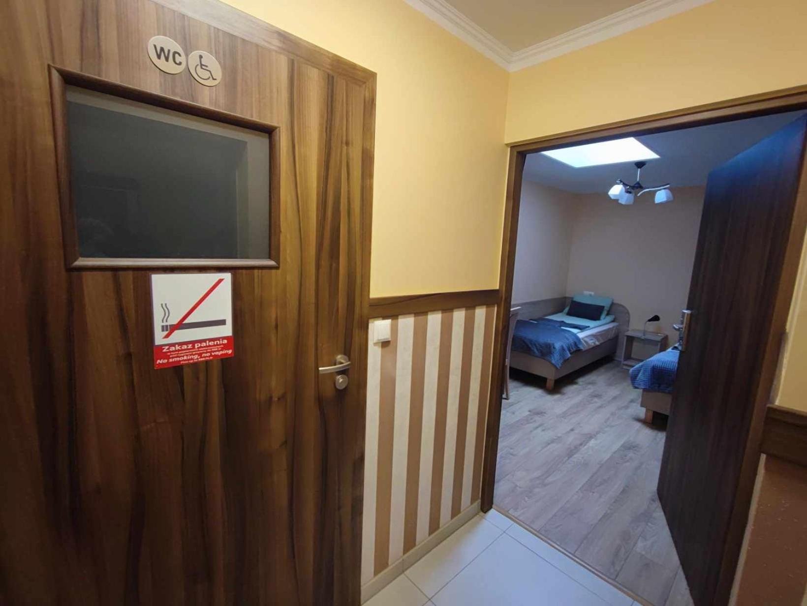 Double Room - Disability Access - Photo 2