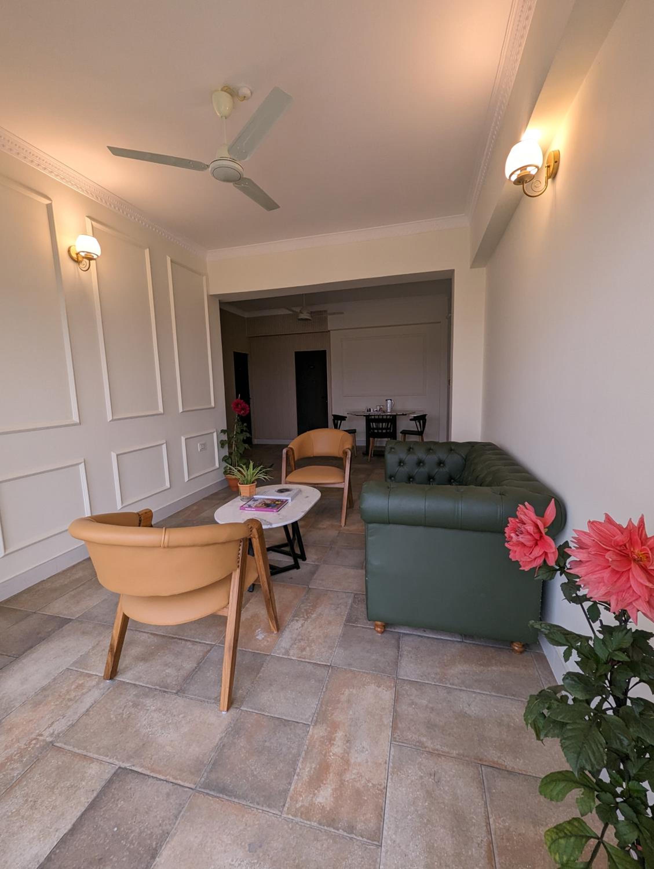 Deluxe Double Room with Balcony photo 2