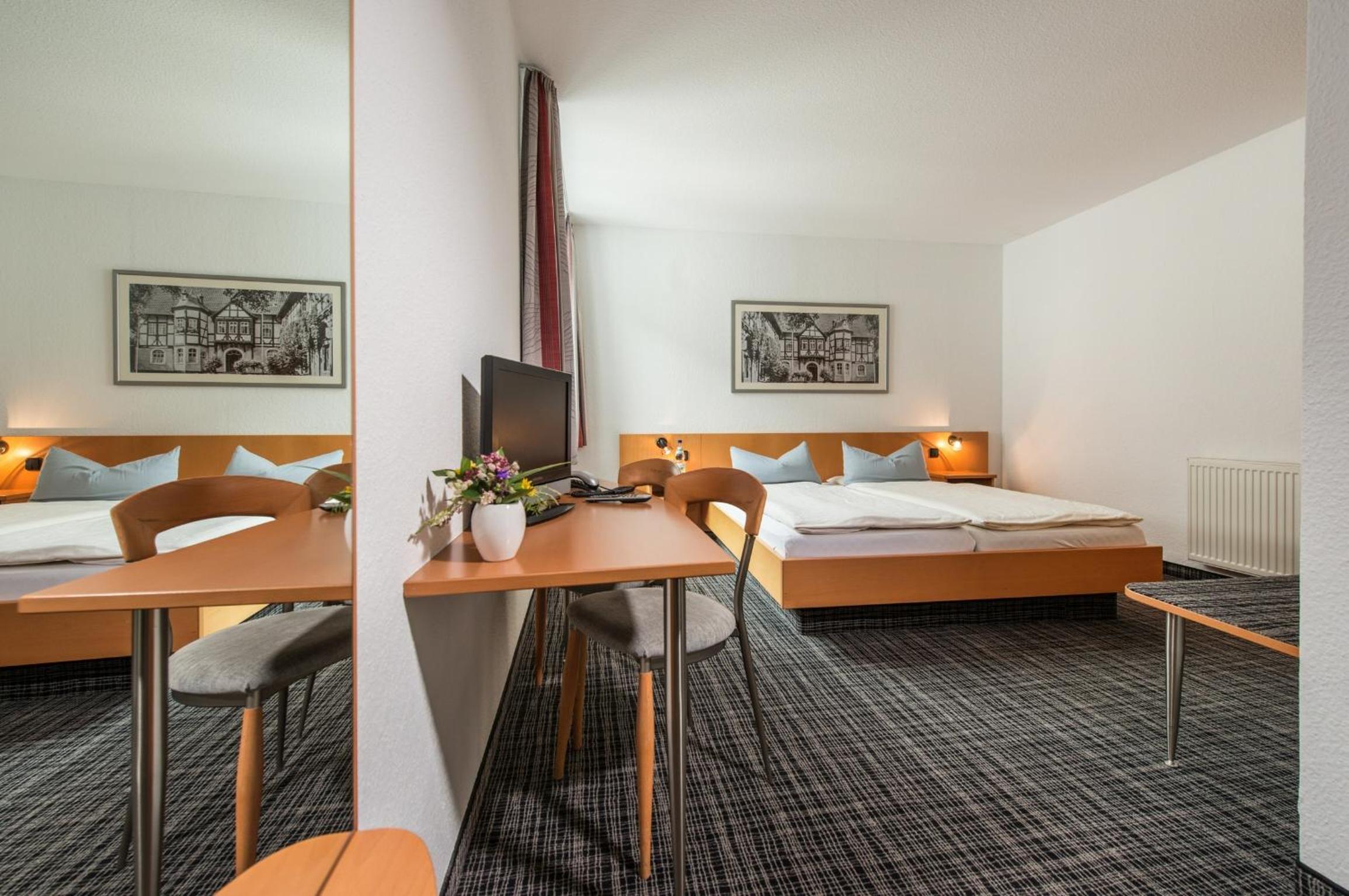 Double Room - Photo 15