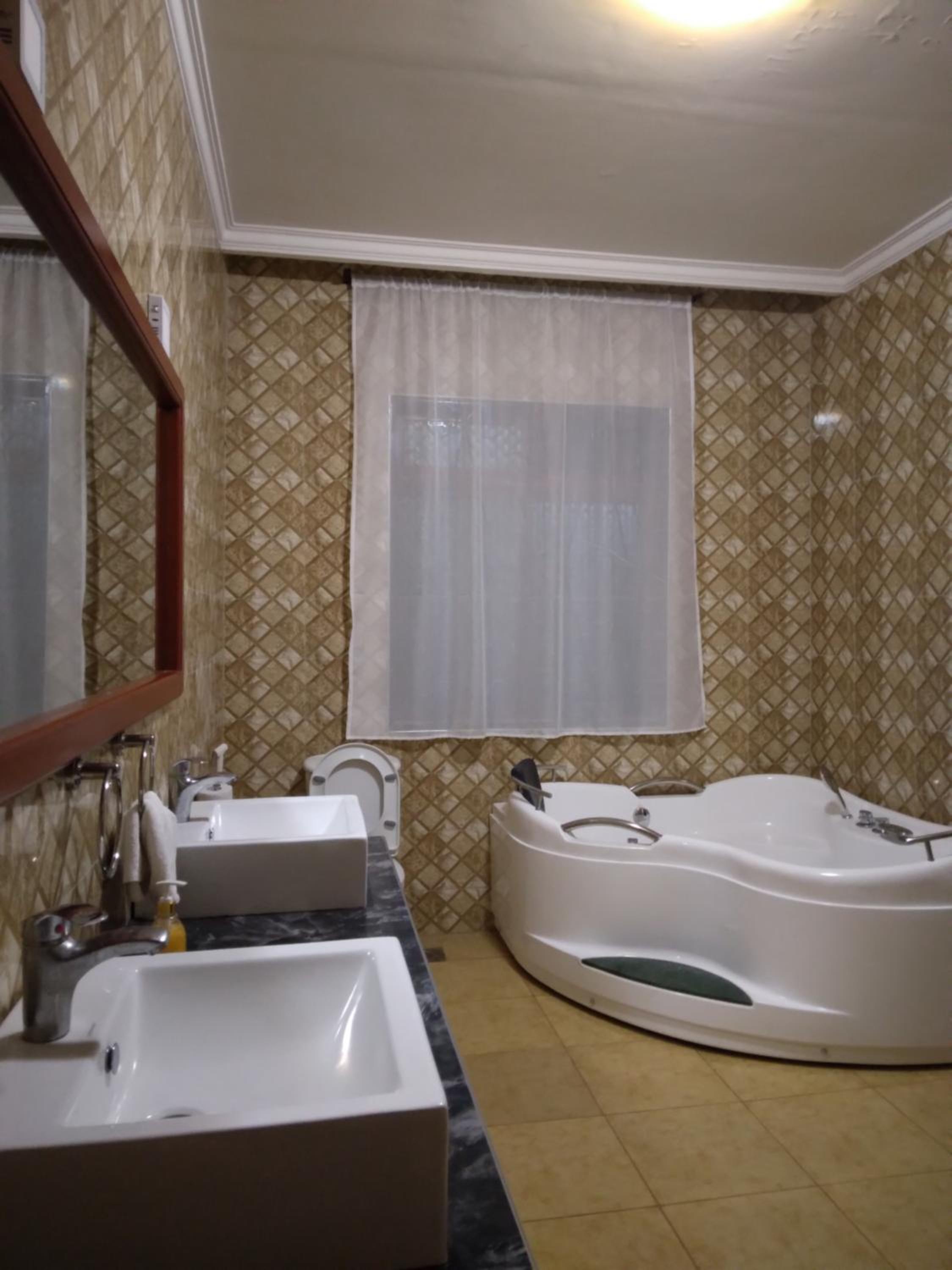 Three-Bedroom Villa - Photo 10