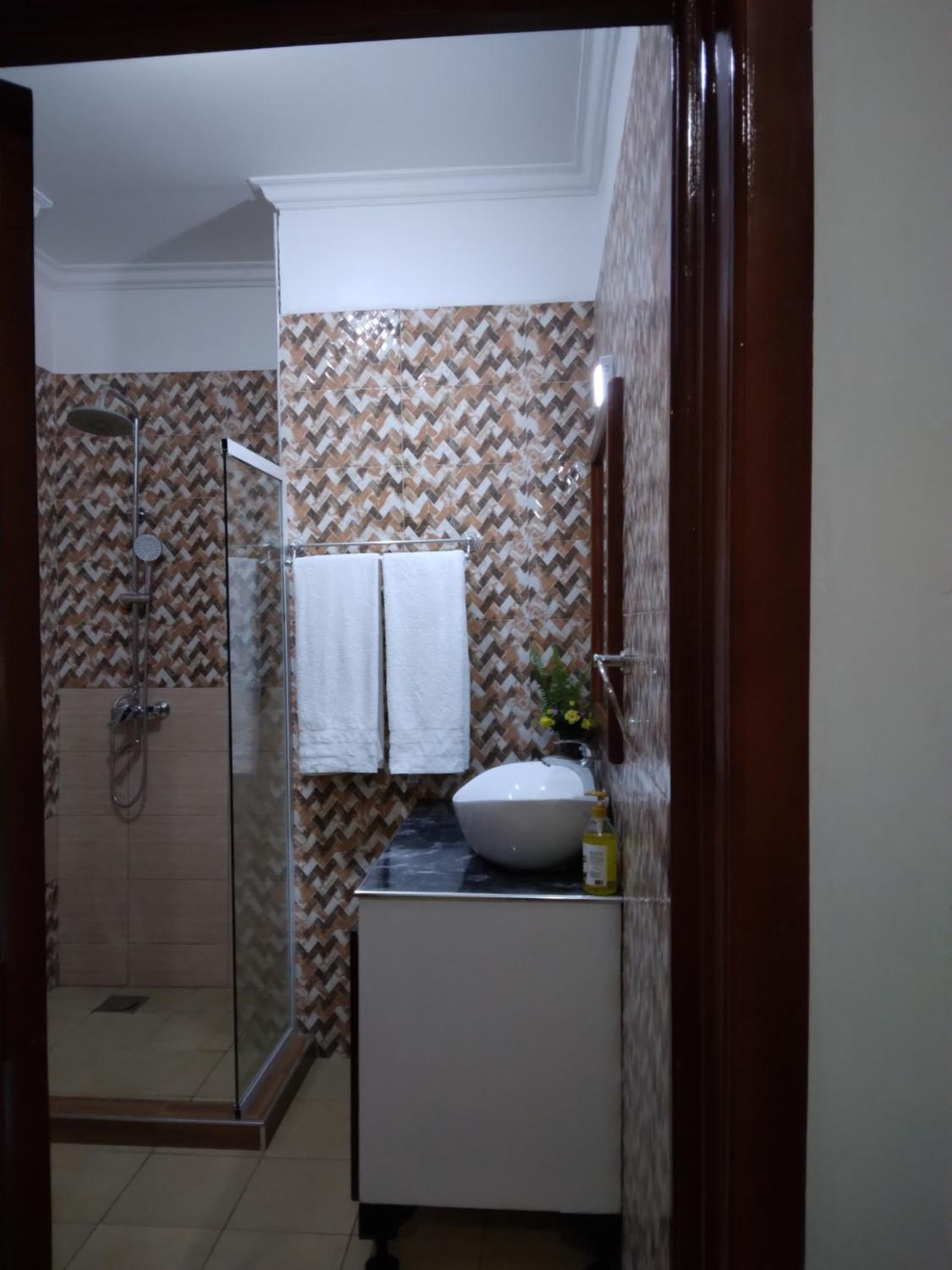 Three-Bedroom Villa - Photo 15