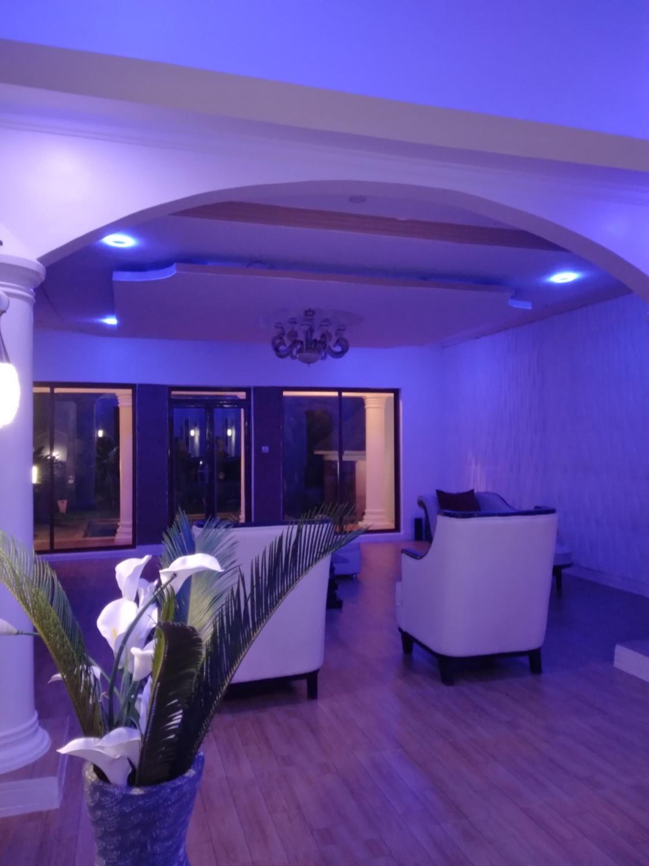 Three-Bedroom Villa - Photo 18