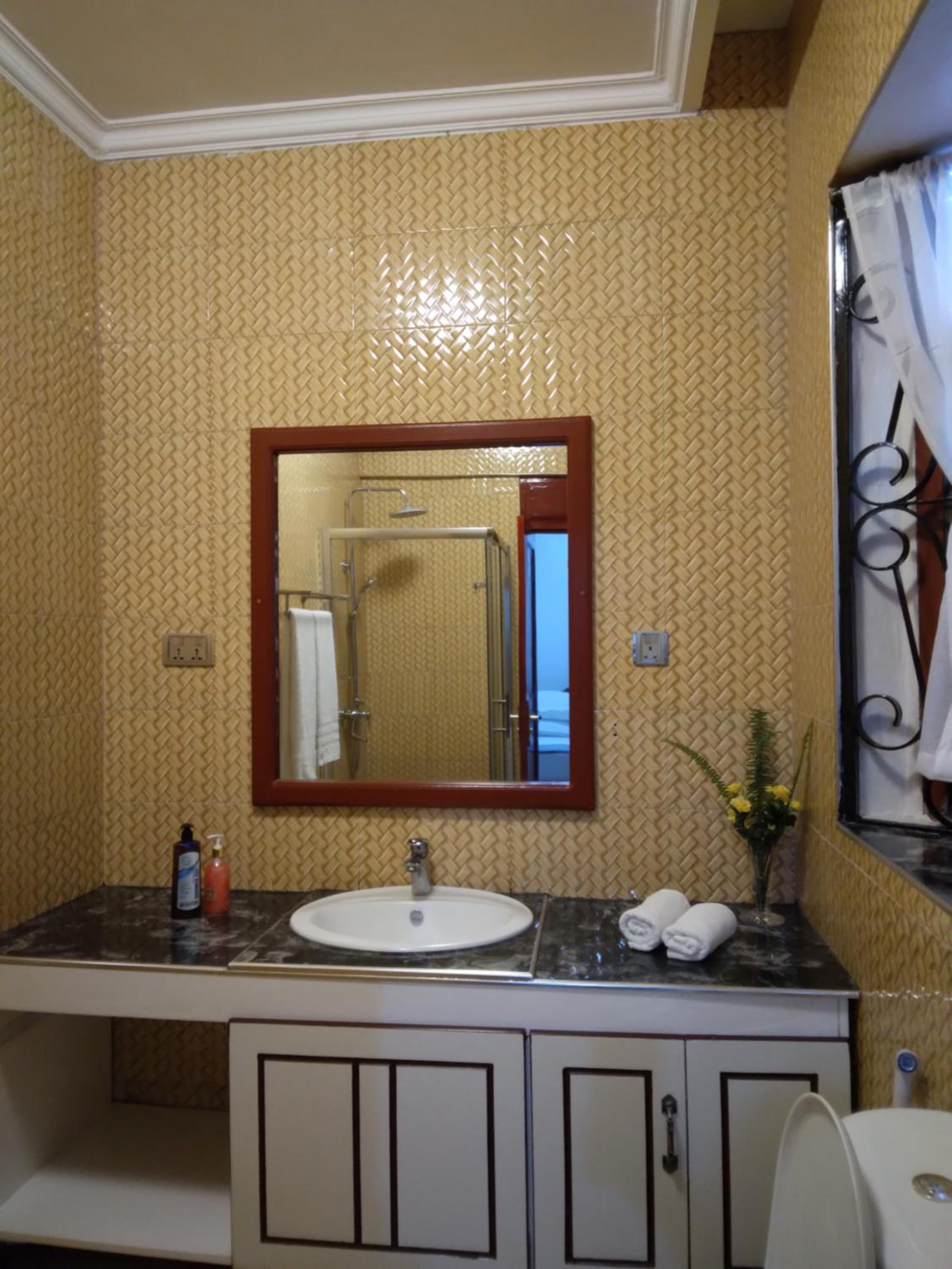 Three-Bedroom Villa - Photo 20
