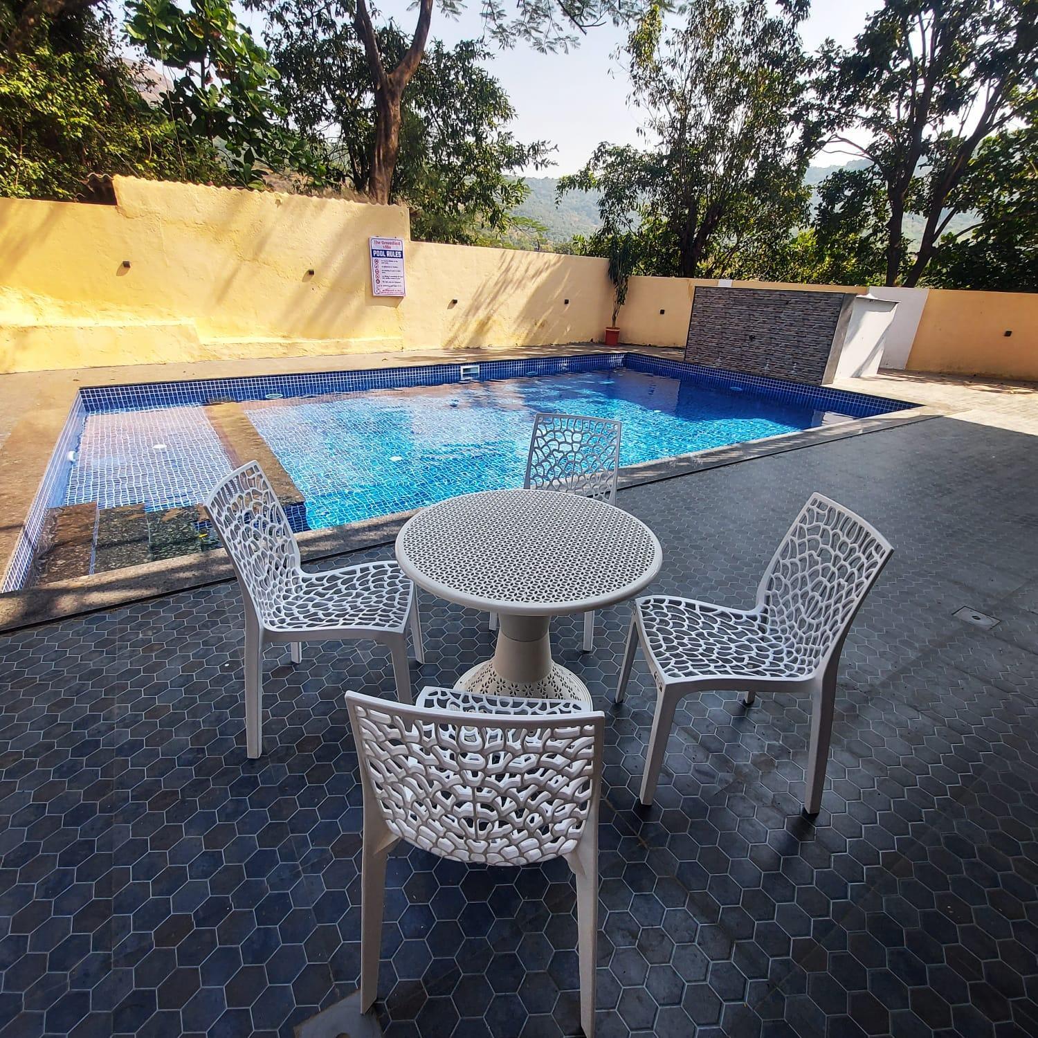 Villa photo 2