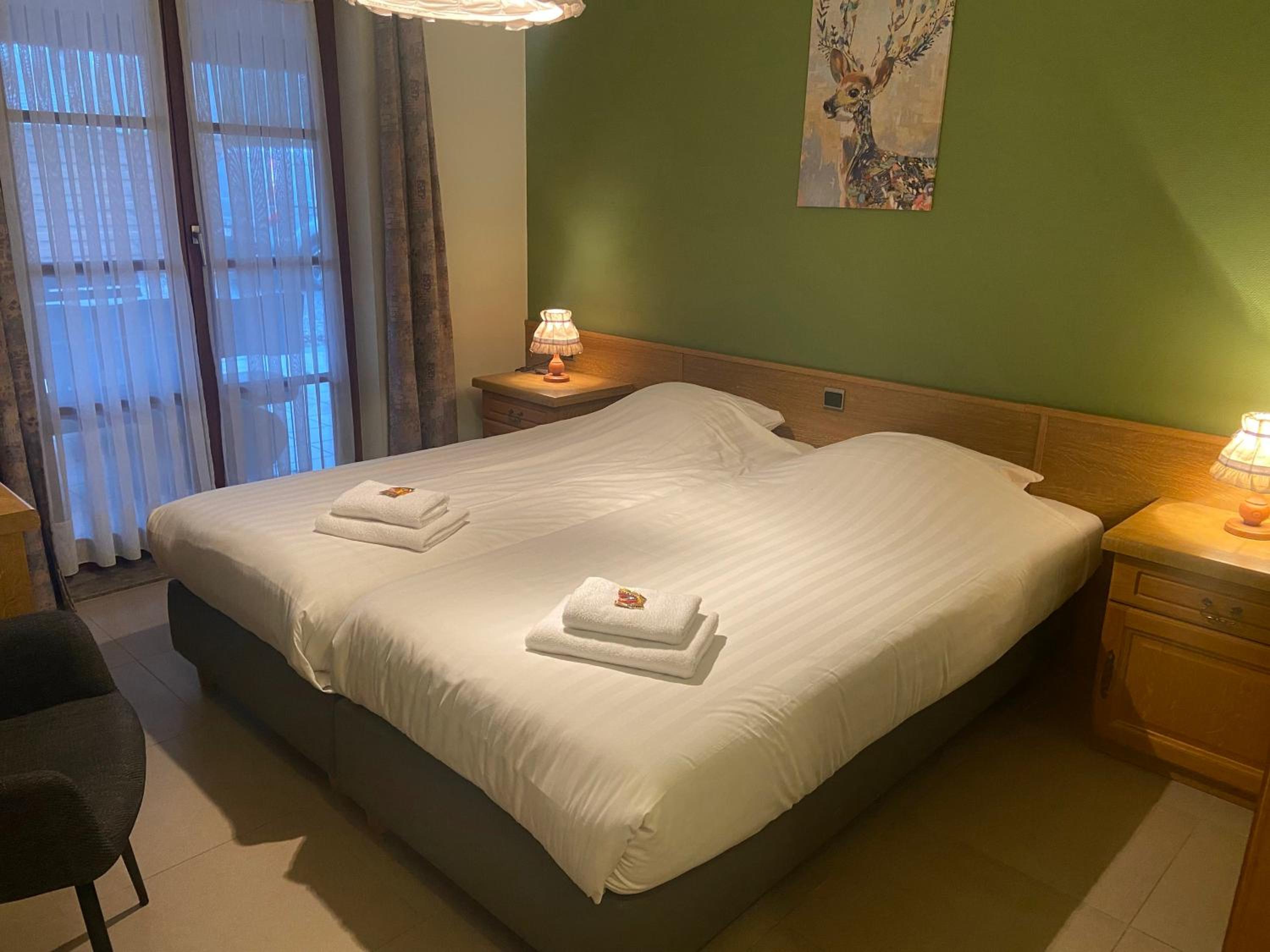 Standard Double Room - Photo 1