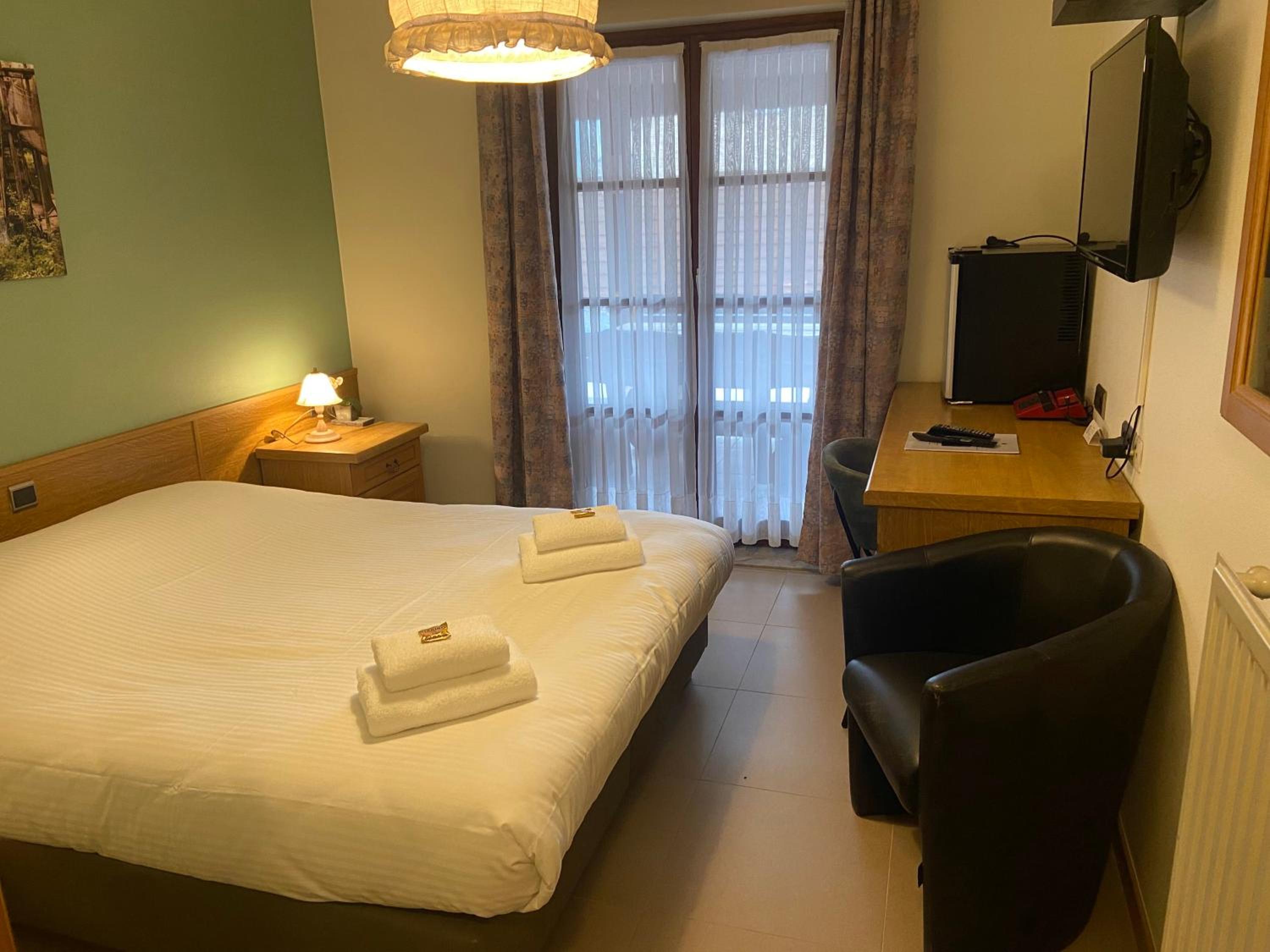Standard Queen Room - Photo 3