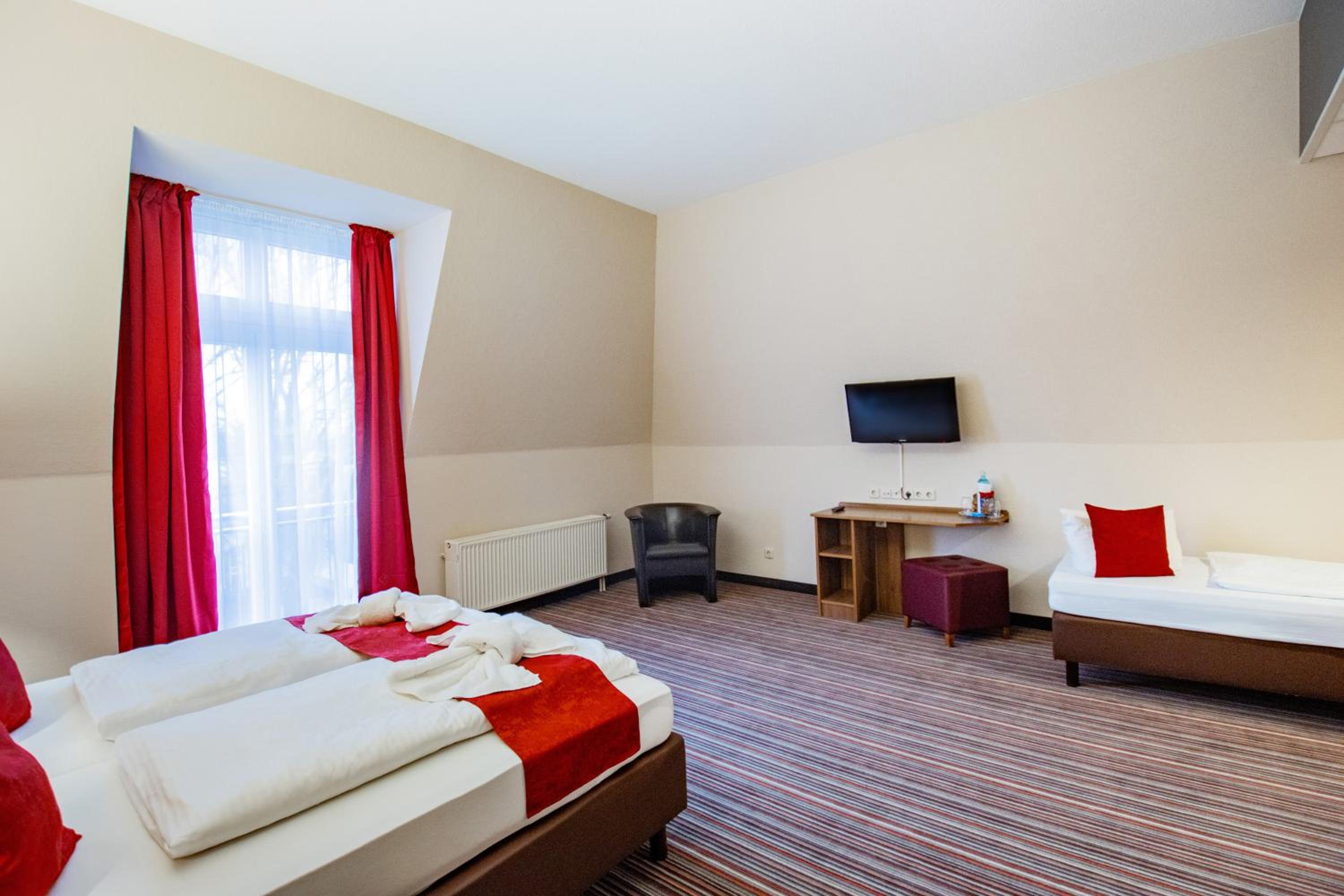 Triple Room - Photo 3