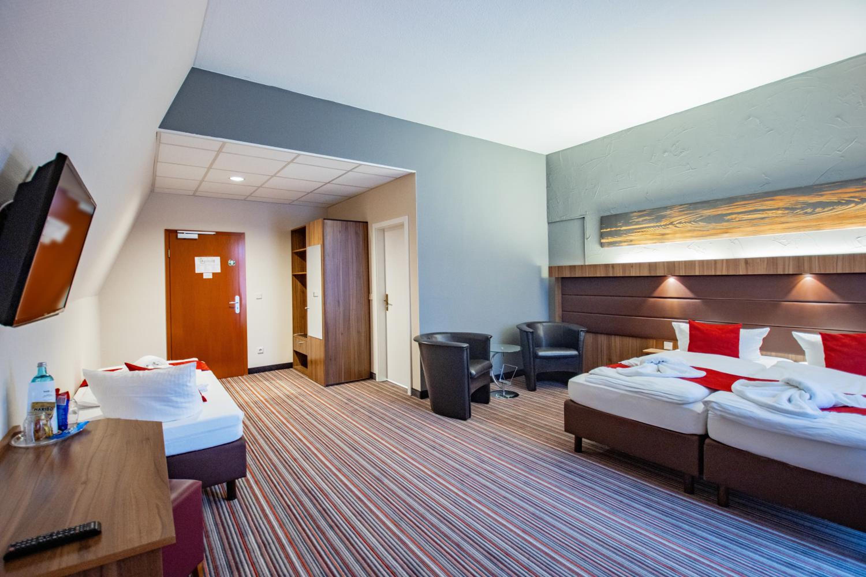 Triple Room - Photo 2