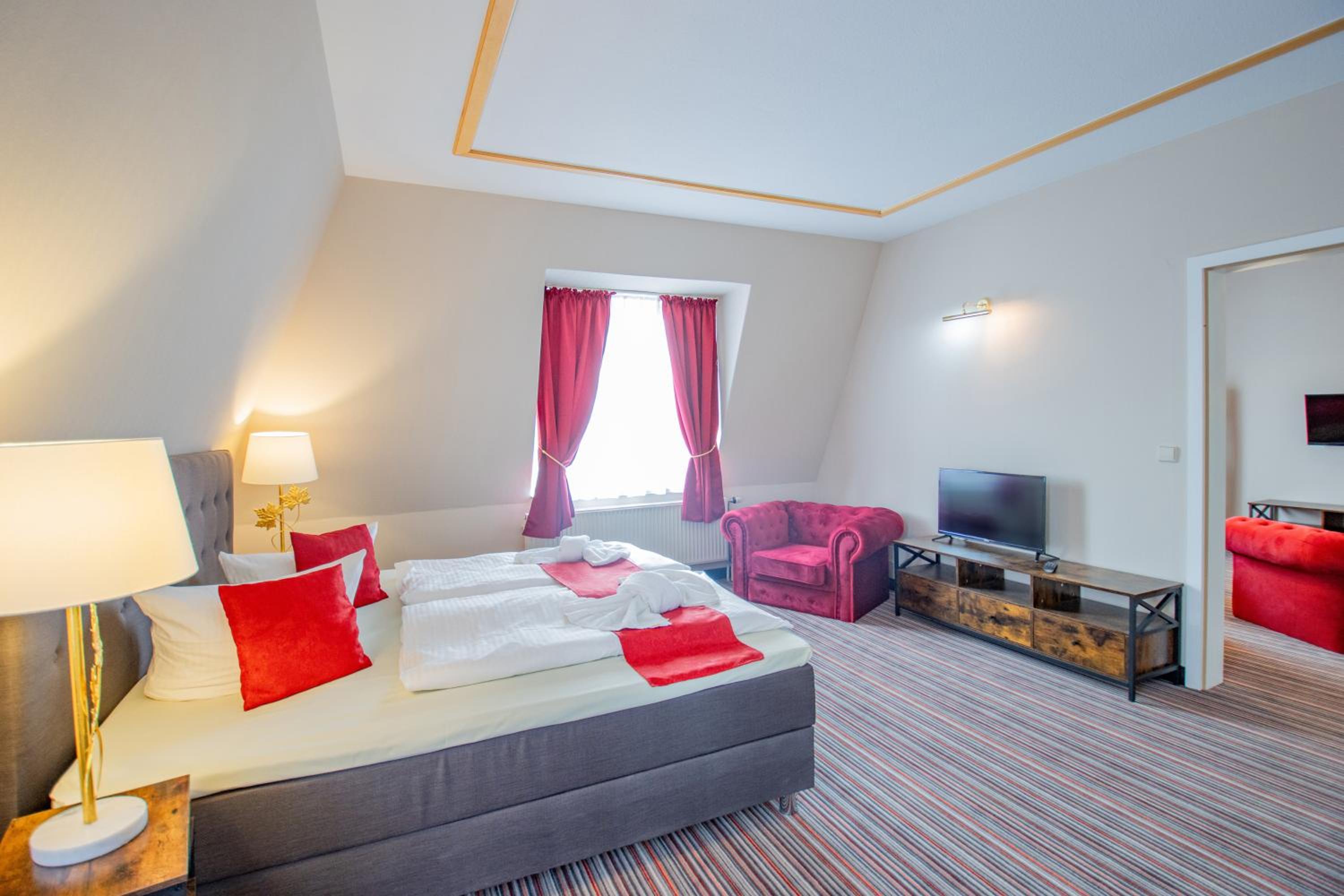 Executive Suite with Spa Bath - Photo 4