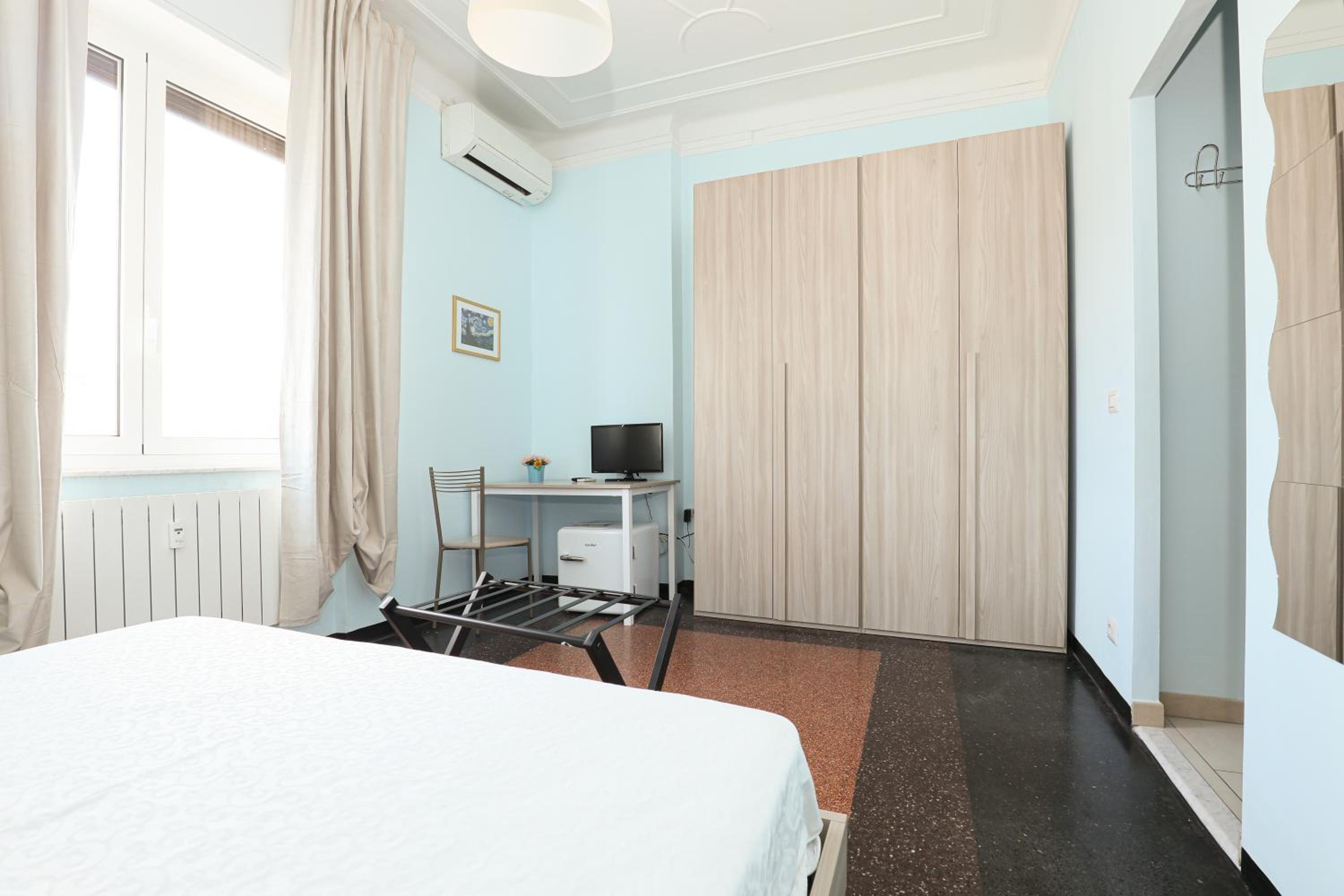 Large Double Room