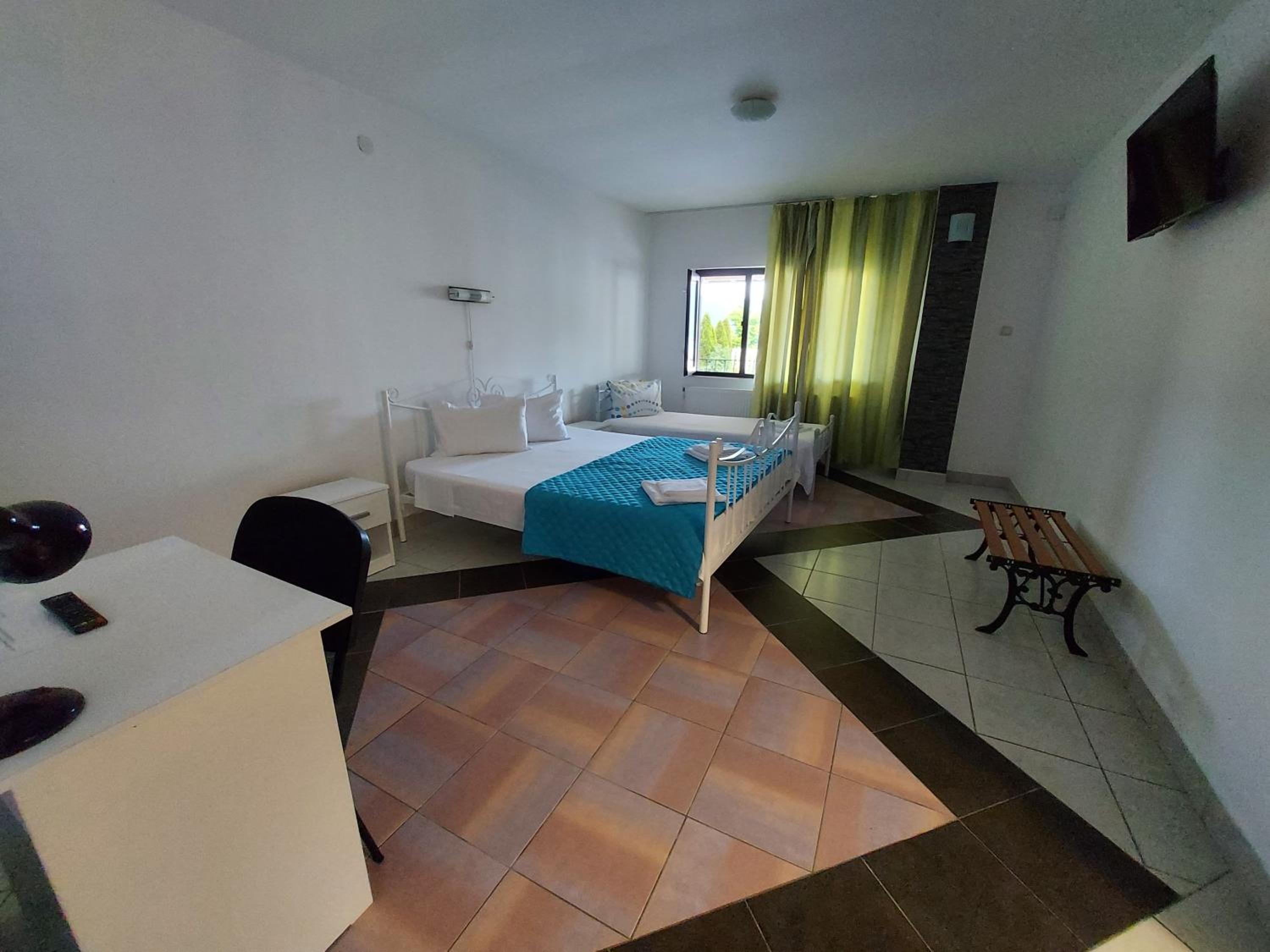 Standard Triple Room photo 1
