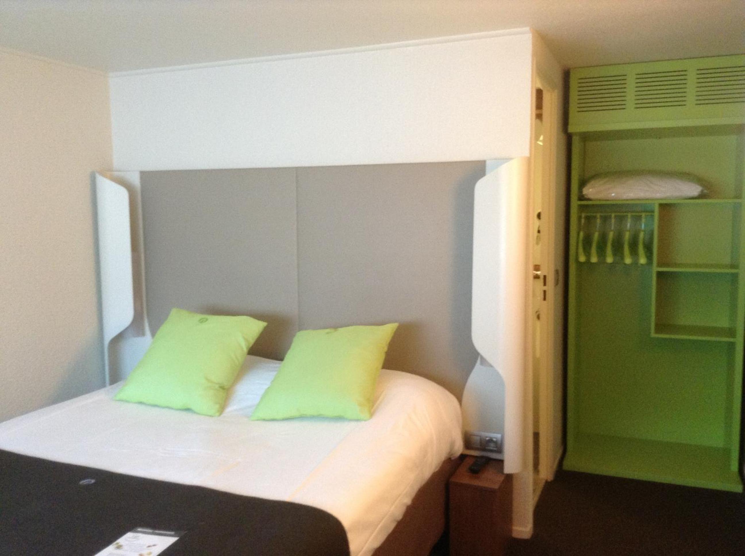 Standard Double Room - Photo 3