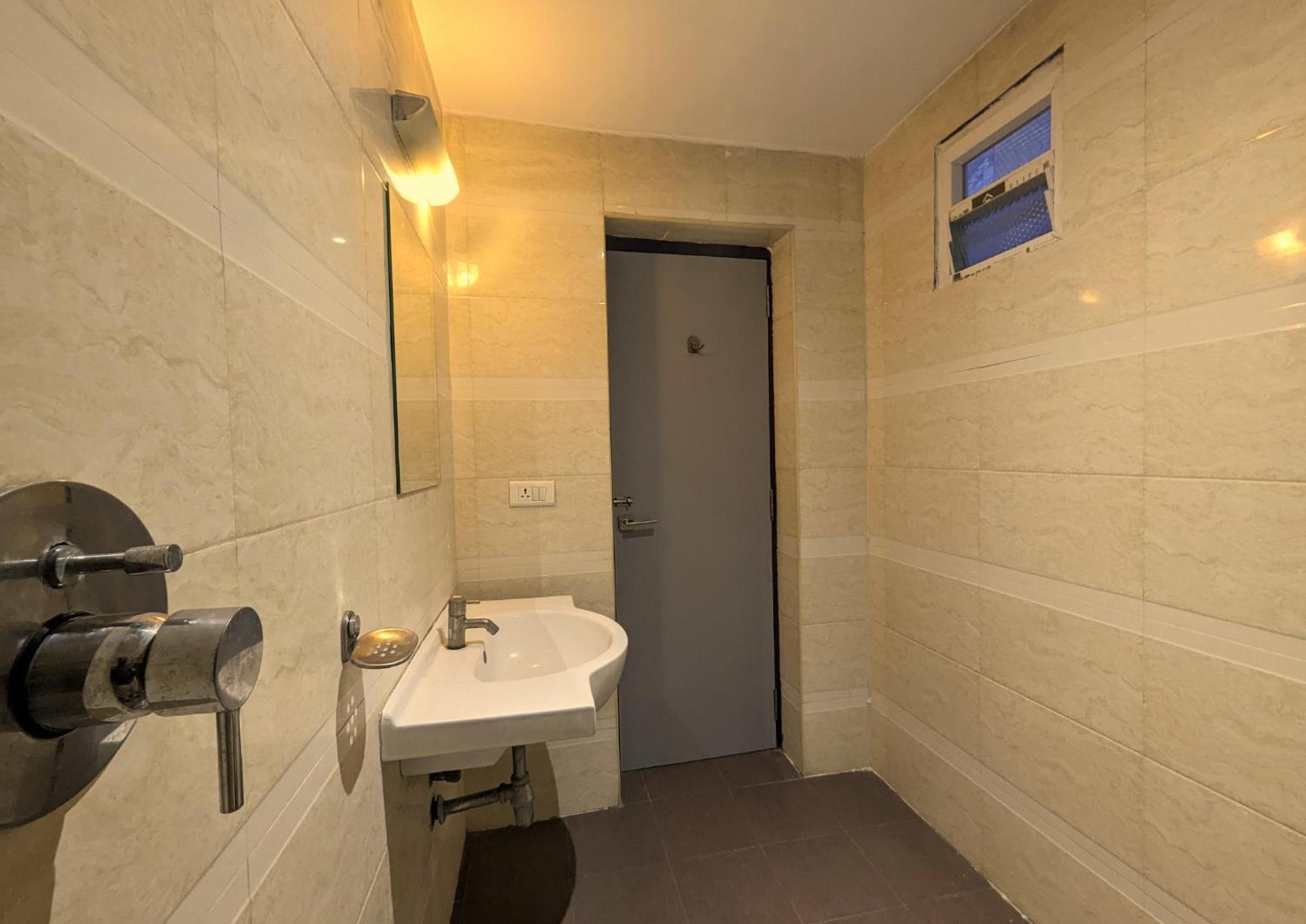 Deluxe Double Room - Photo 6