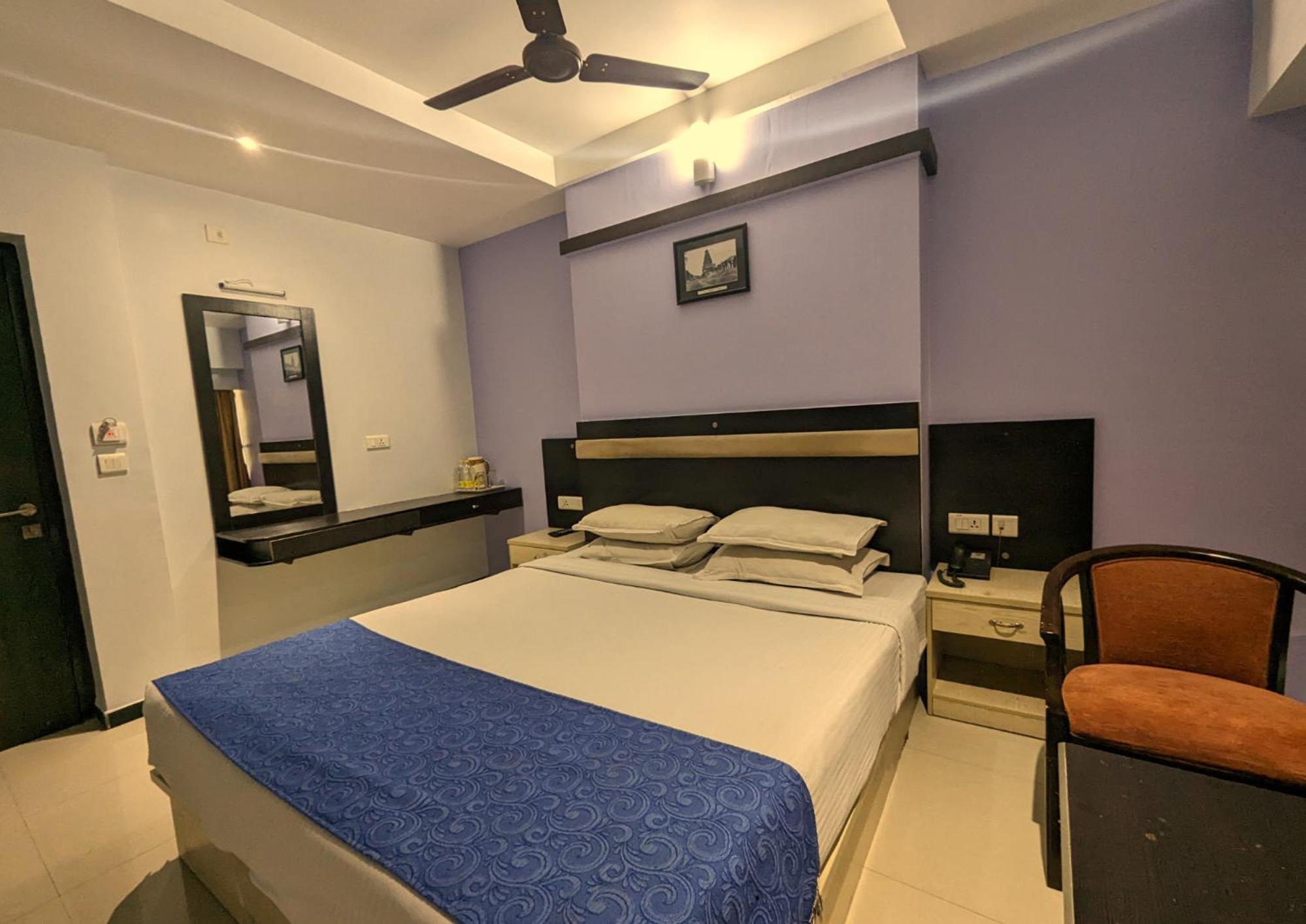 Standard Double Room - Photo 5