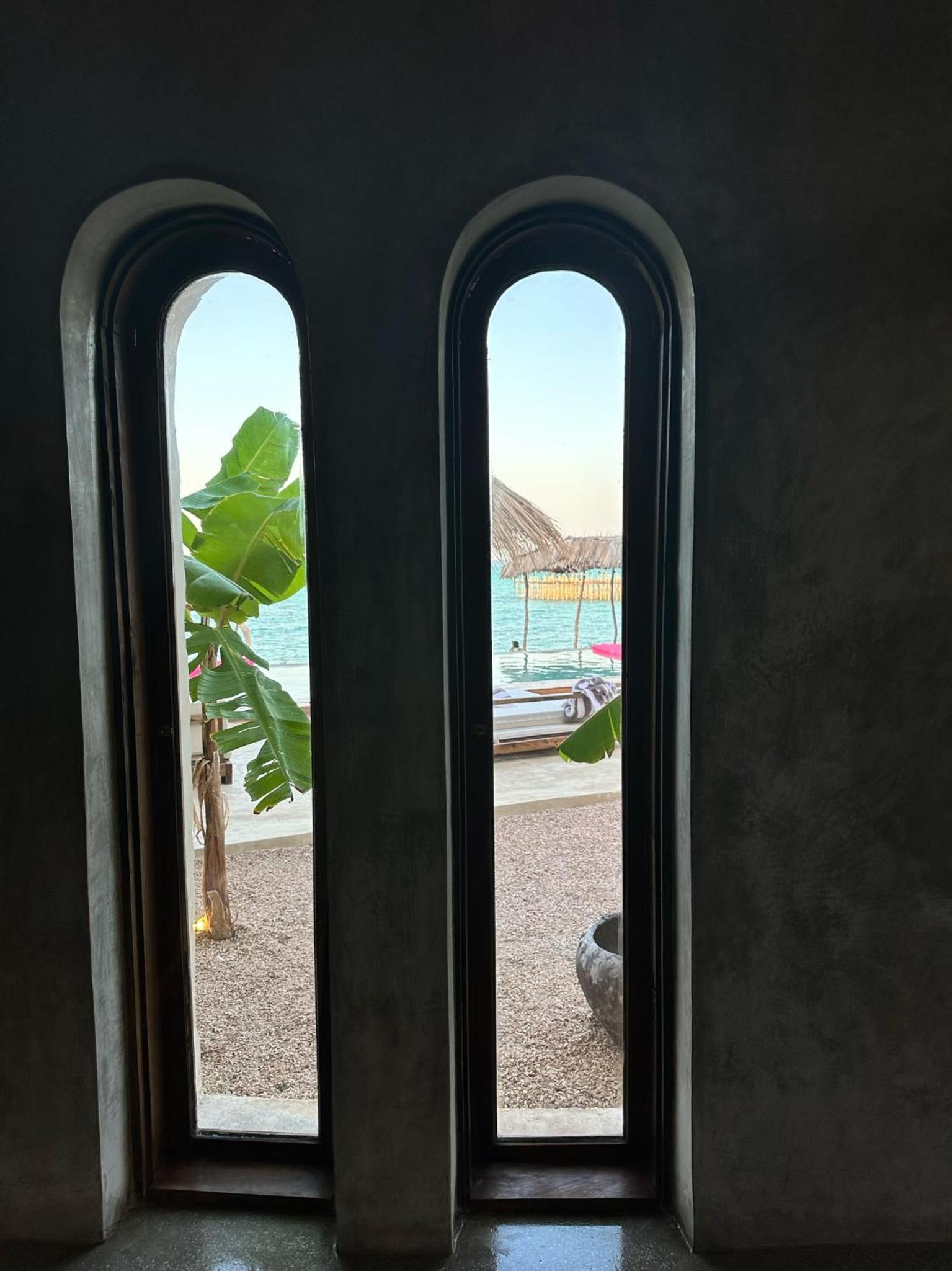 King Suite with Ocean View photo 2