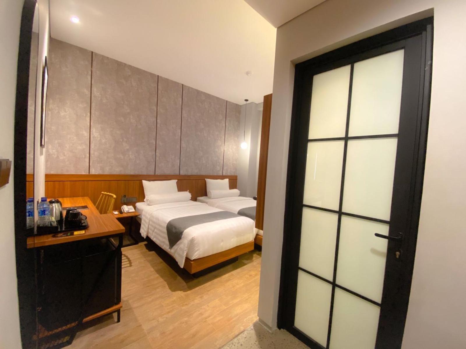 Deluxe Twin Room - Photo 5