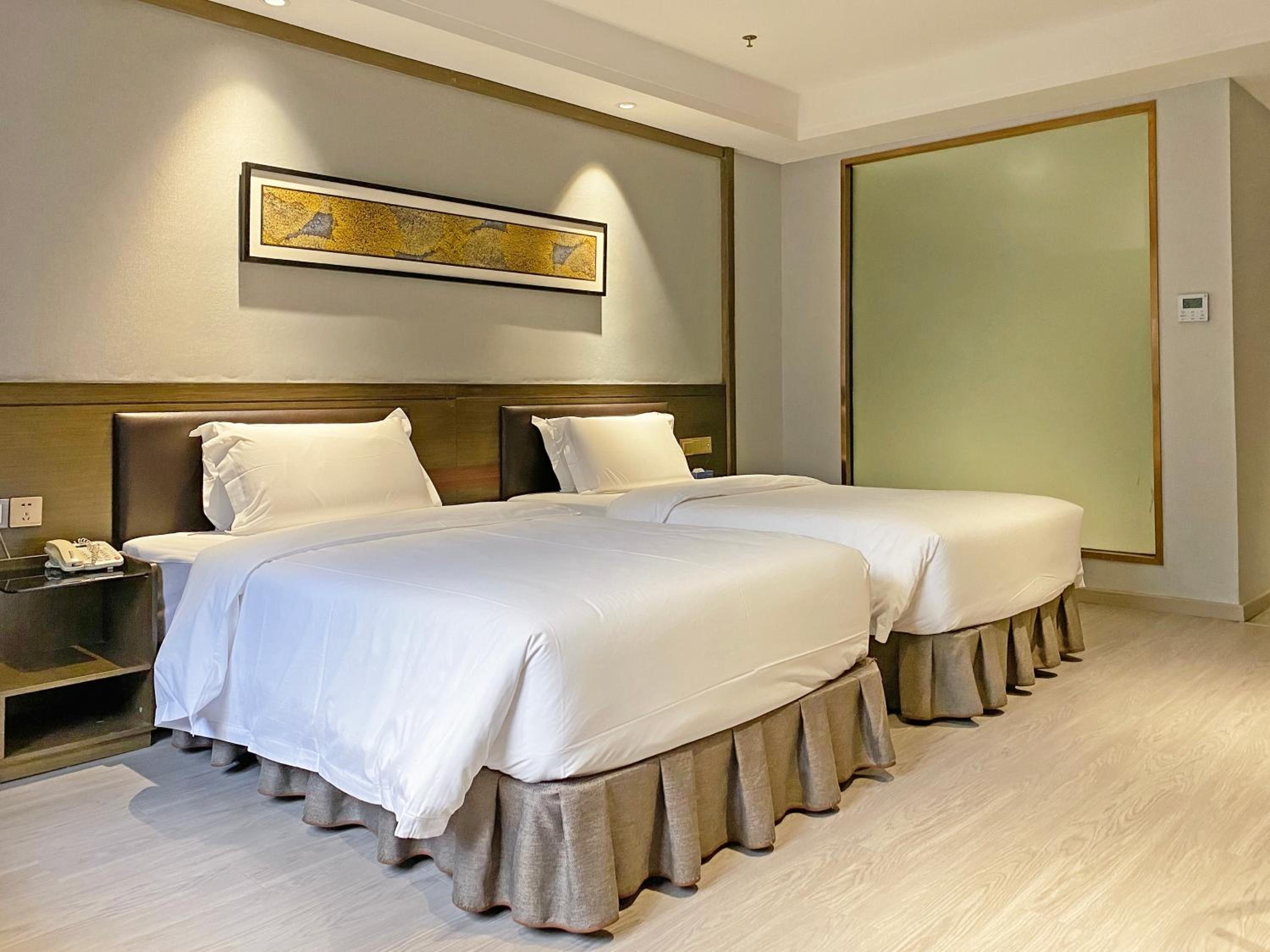 Business Twin Room photo 3