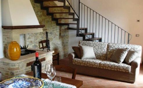 One-Bedroom Apartment - Split Level photo 1