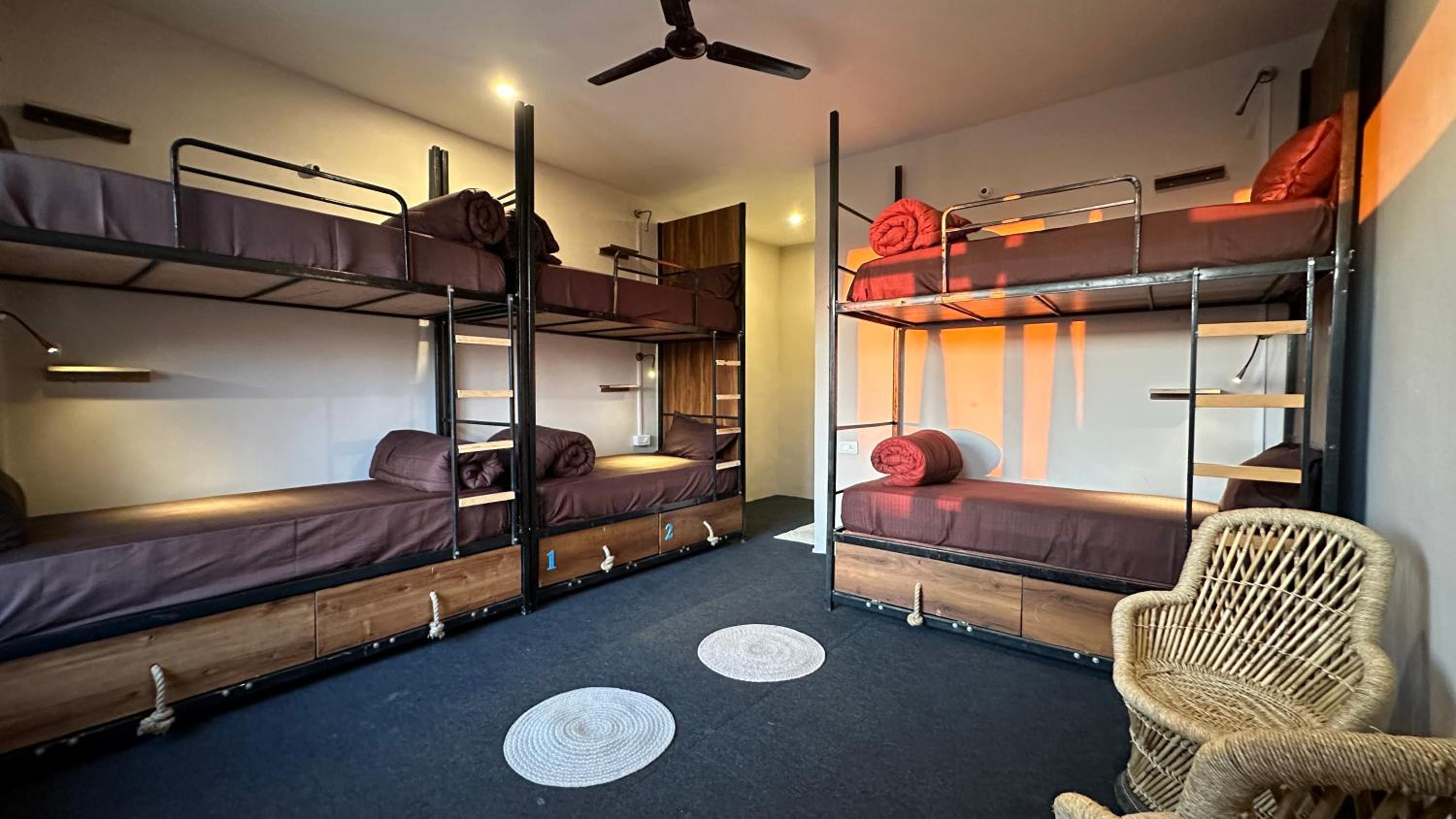 Bed In 6-Bed Mixed Dormitory Room photo 3