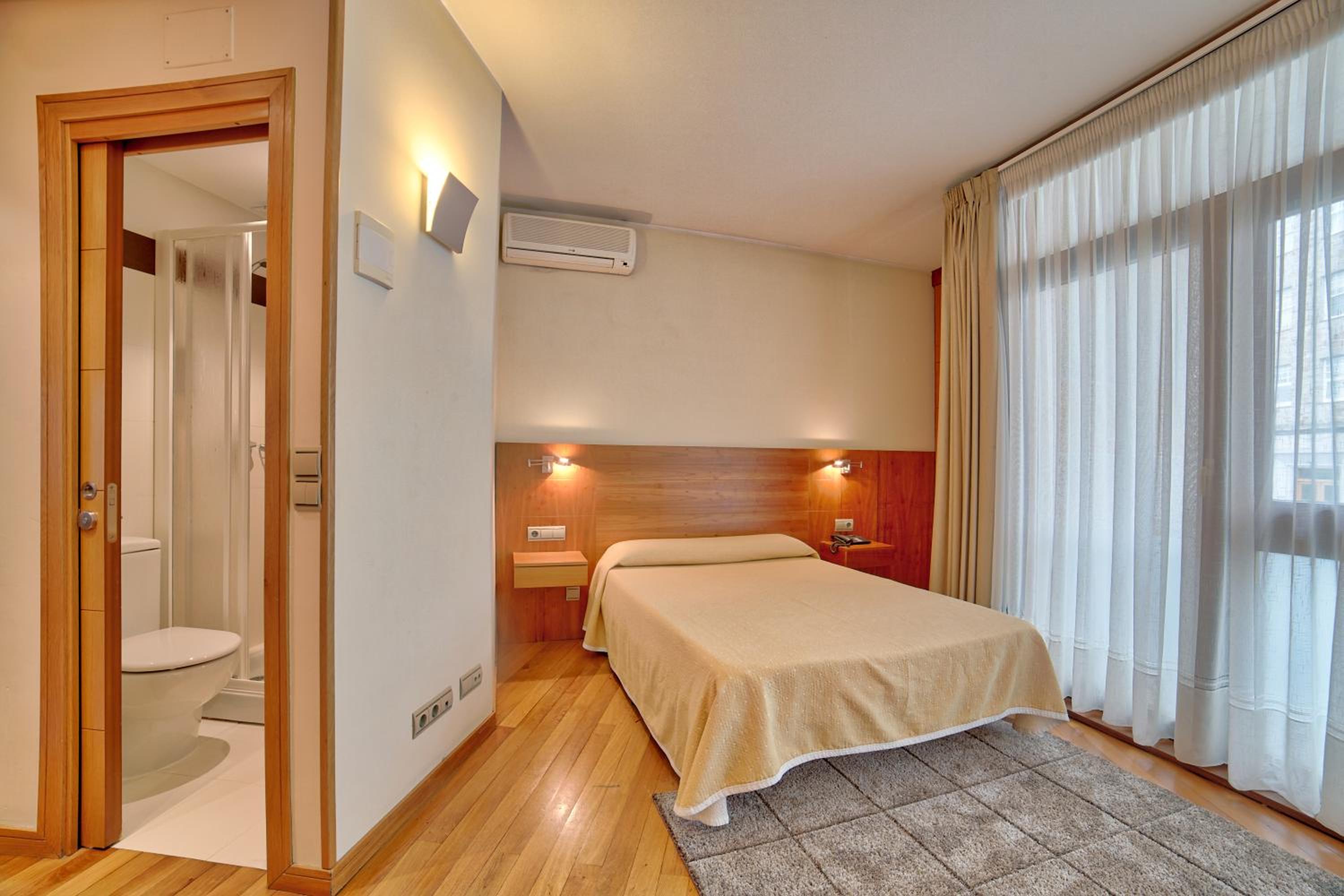 Habitación Doble o con Dos Camas