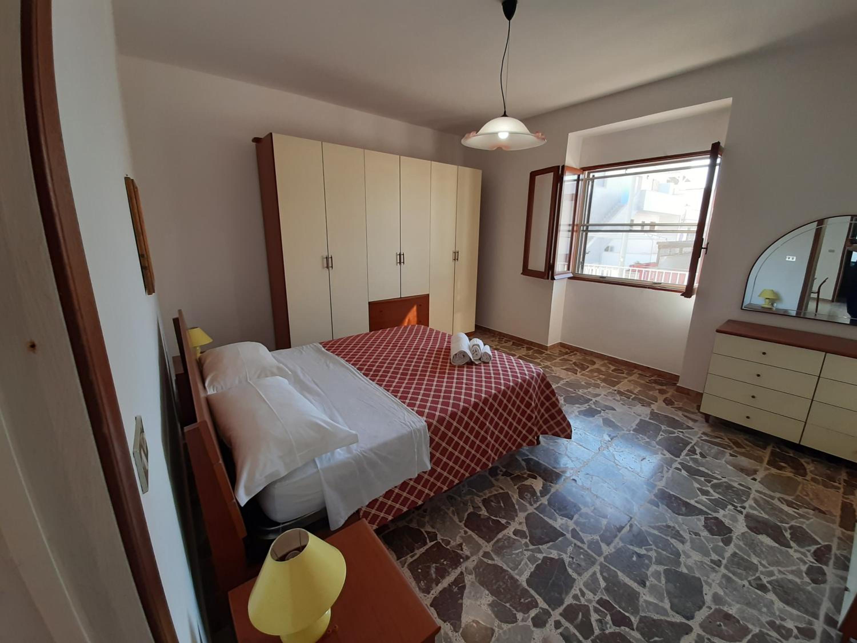 Three-Bedroom Apartment photo 1