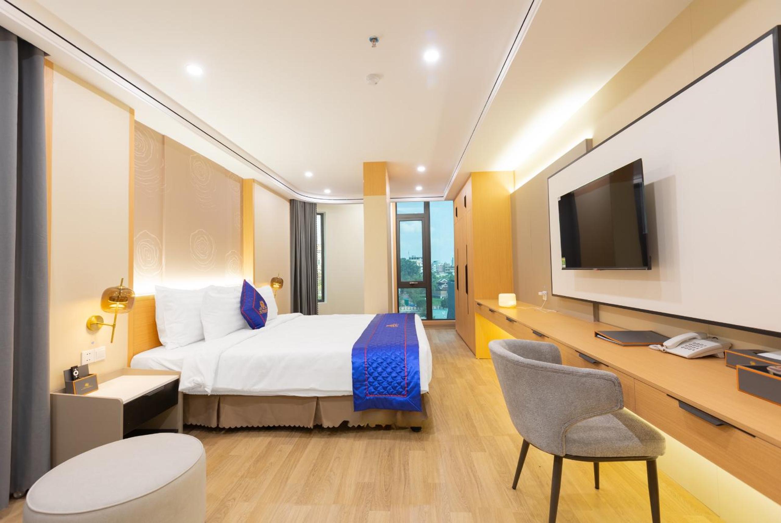 Deluxe Double Room - Photo 7