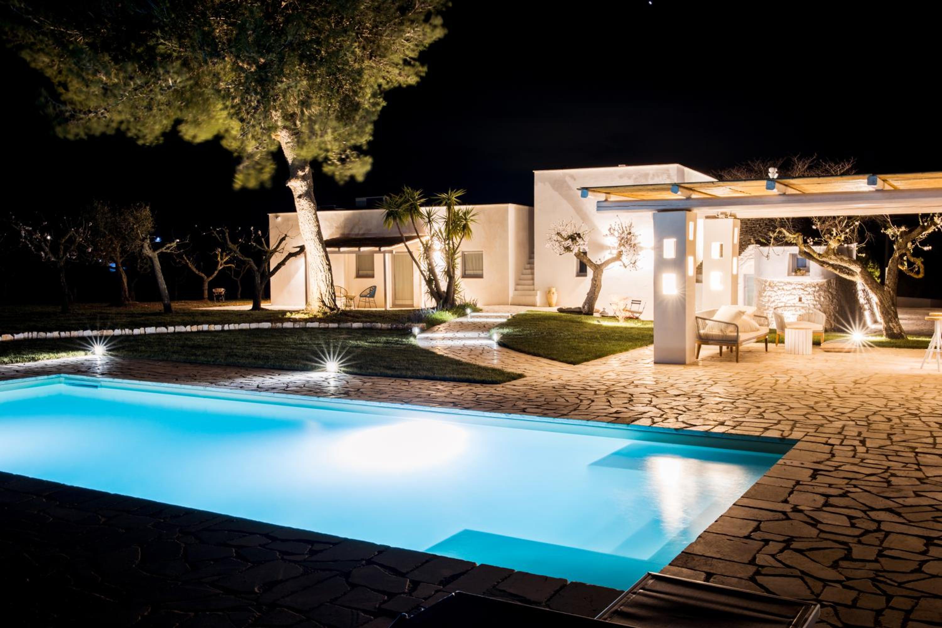 Three-Bedroom Villa photo 3