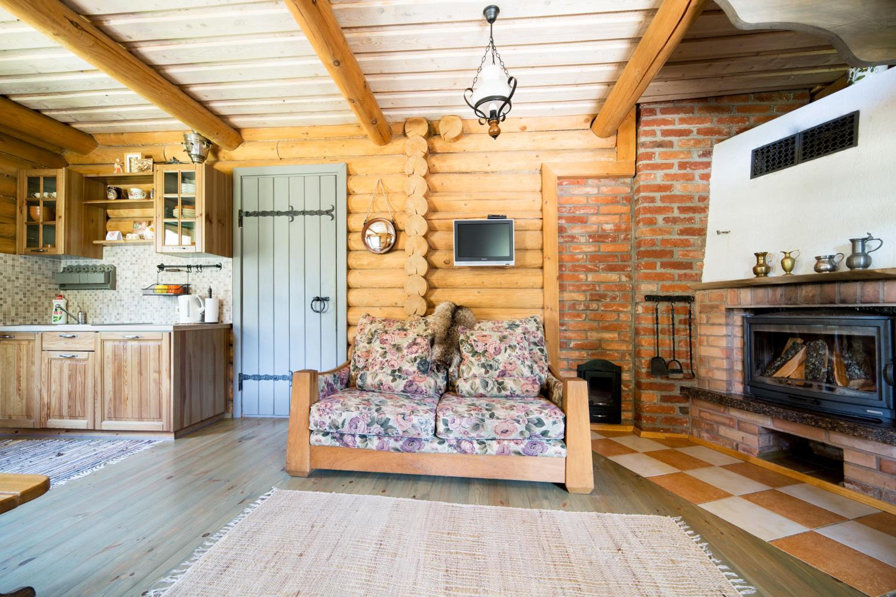 Three-Bedroom House - Photo 34