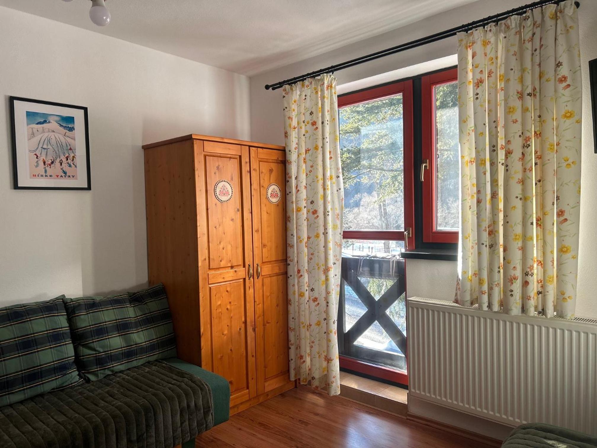 Suite - Photo 2